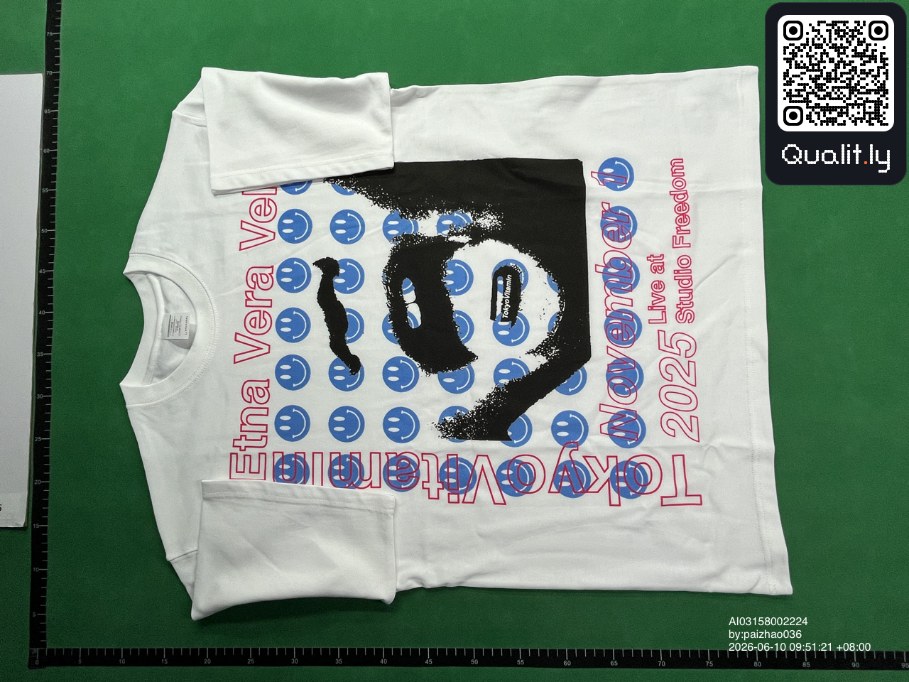 T-shirt — foto QC 2 di 22