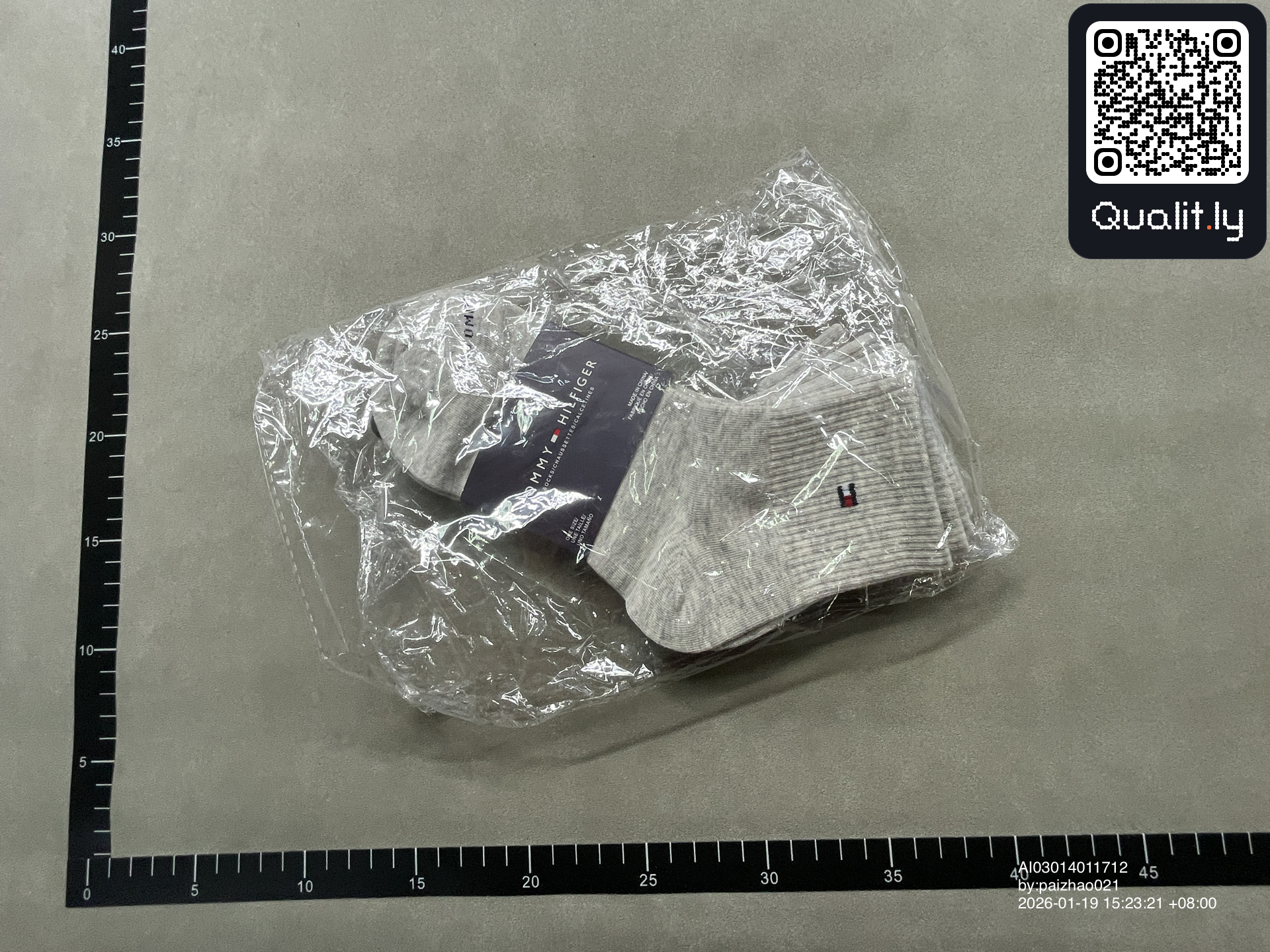 Socks QC photo 1 of 3