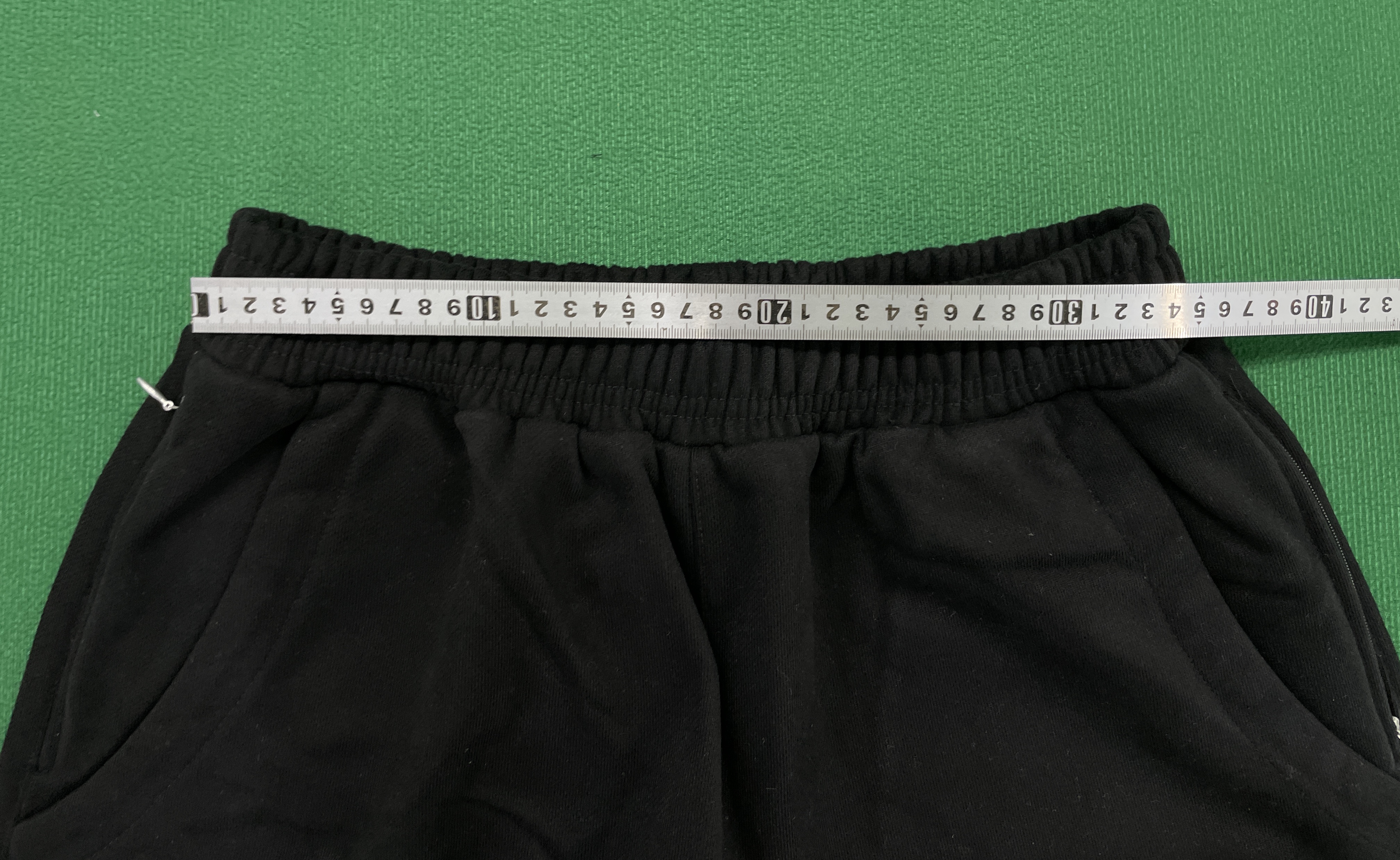 Hoodie QC photo 2 of 67