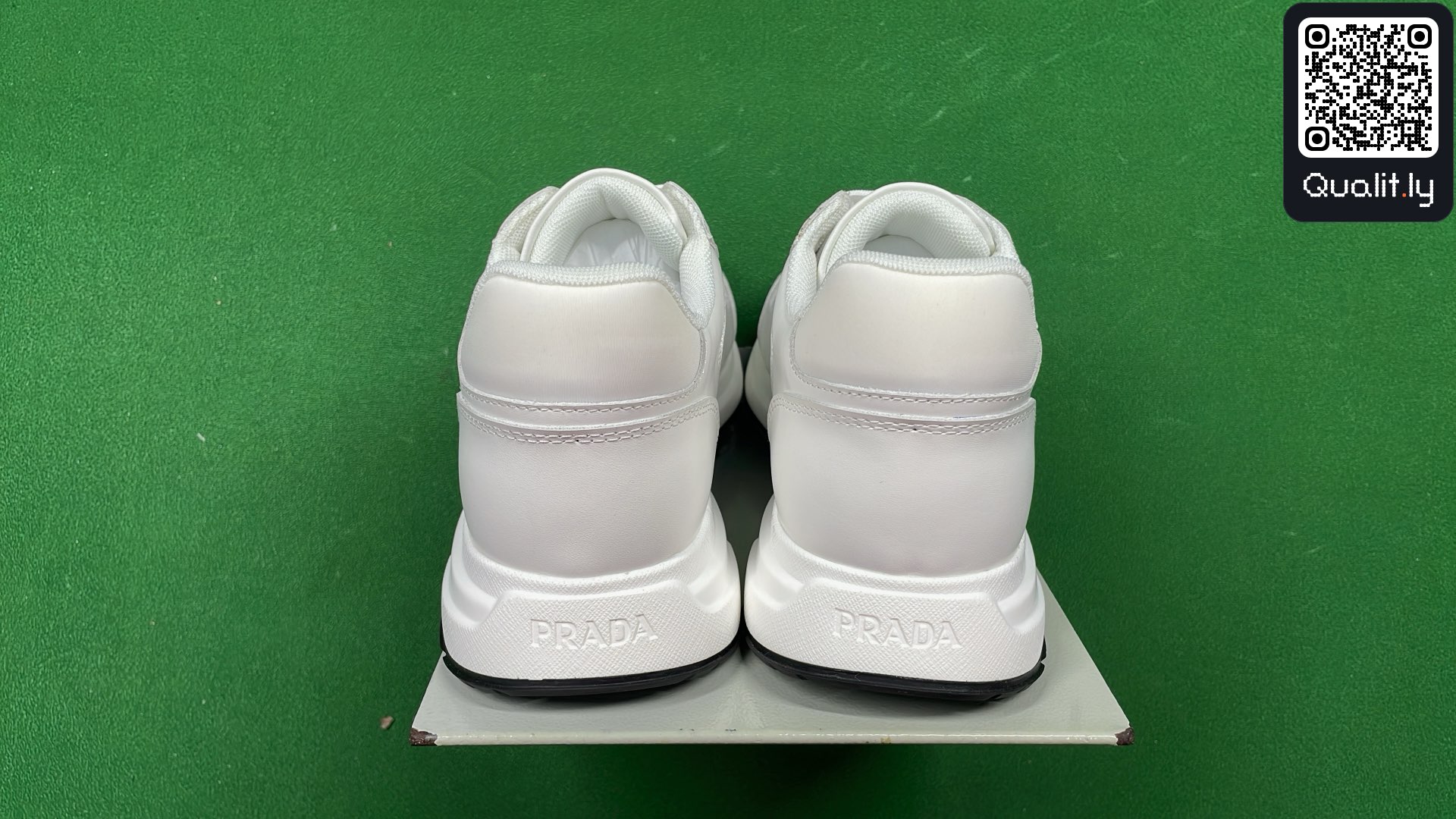 Sneakers — QC-foto 3 av 54