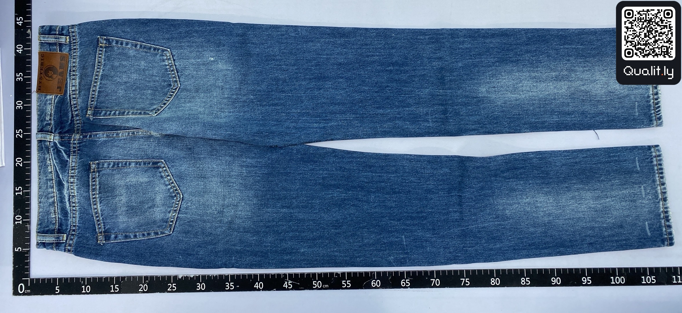 Jean — photo QC 3 sur 52