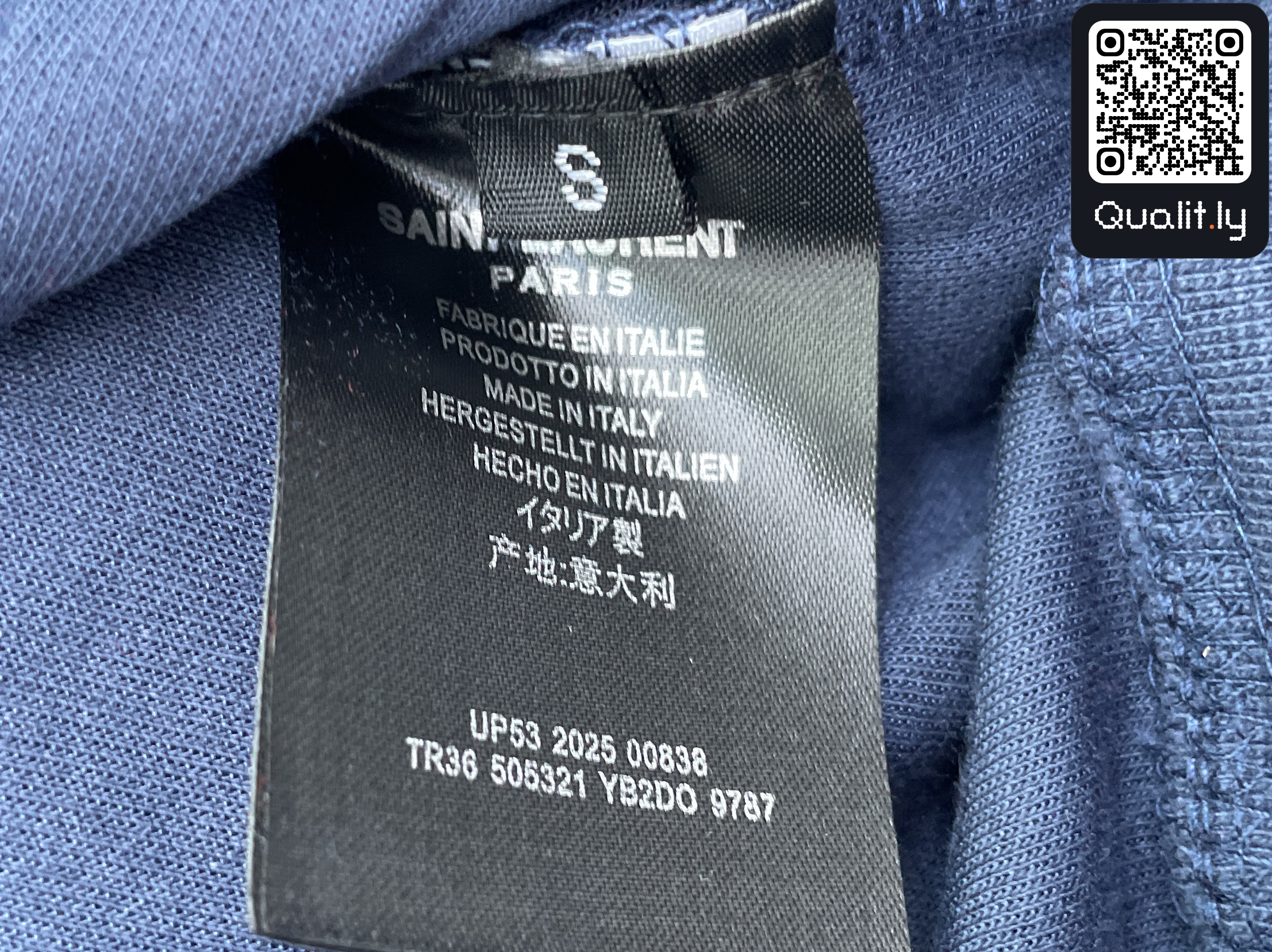 Hoodie QC photo 1 of 160