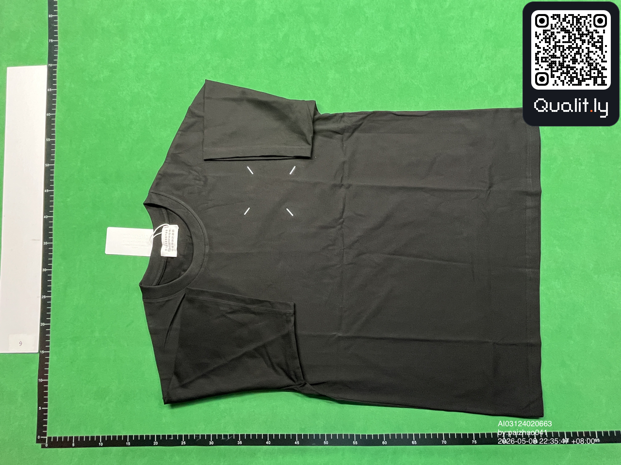 T-shirt — foto QC 3 de 198