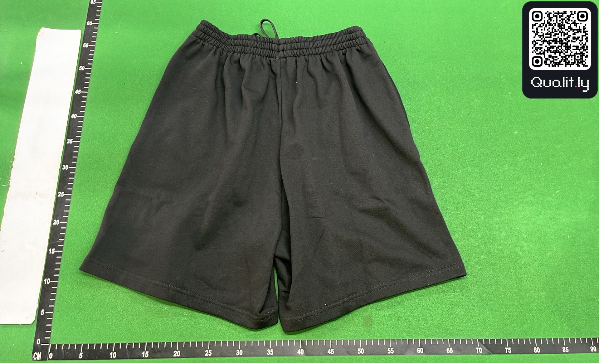 Shorts QC photo 3 of 8