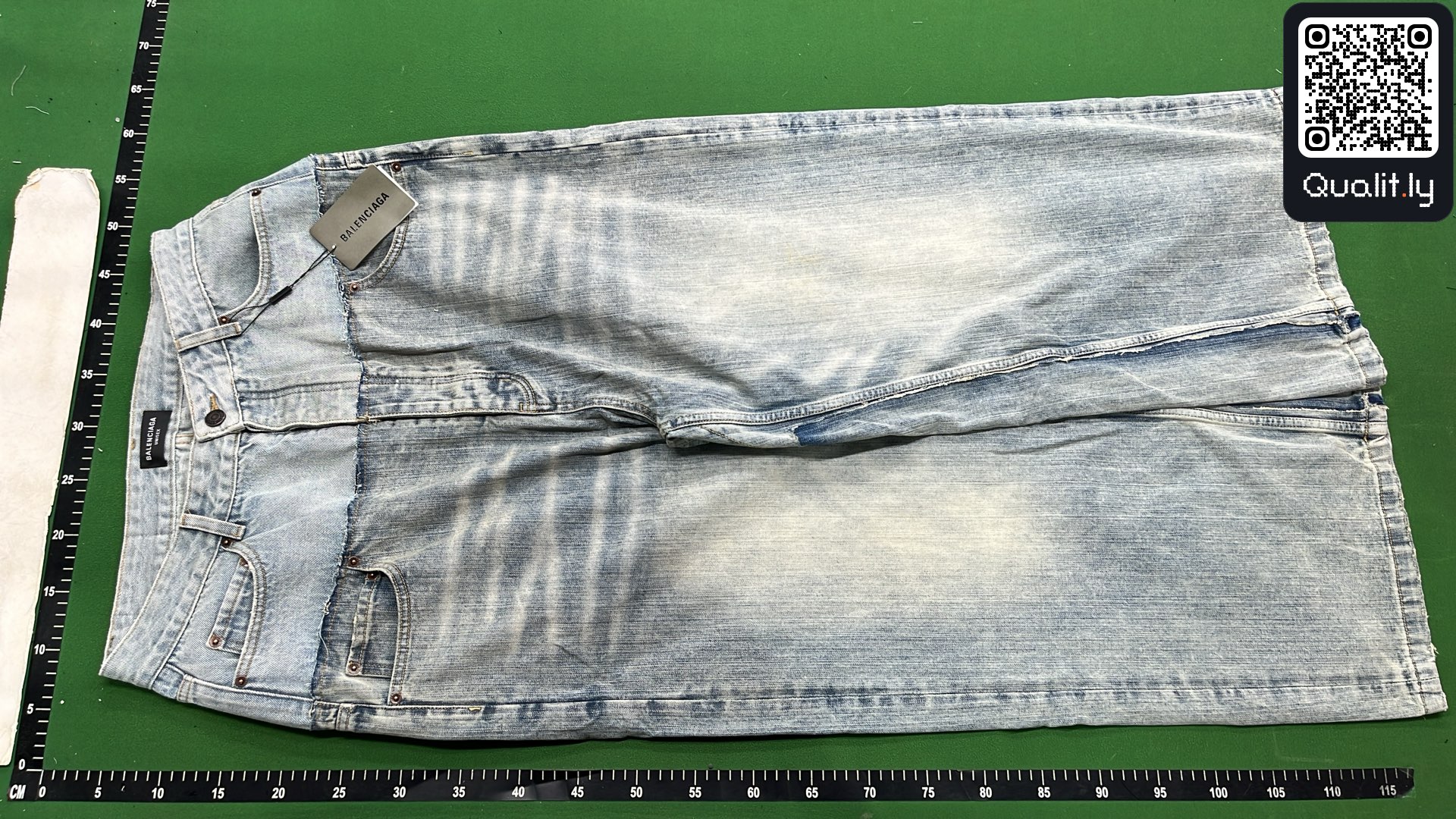 Jeans — QC-foto 2 van 4