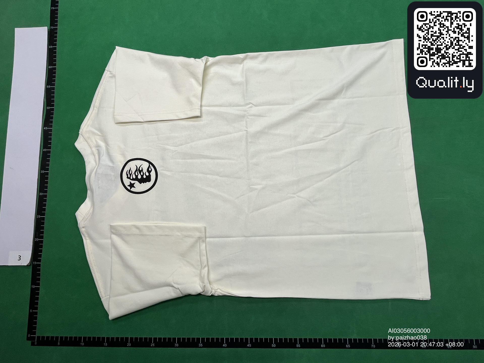 T-shirt — foto QC 2 di 4