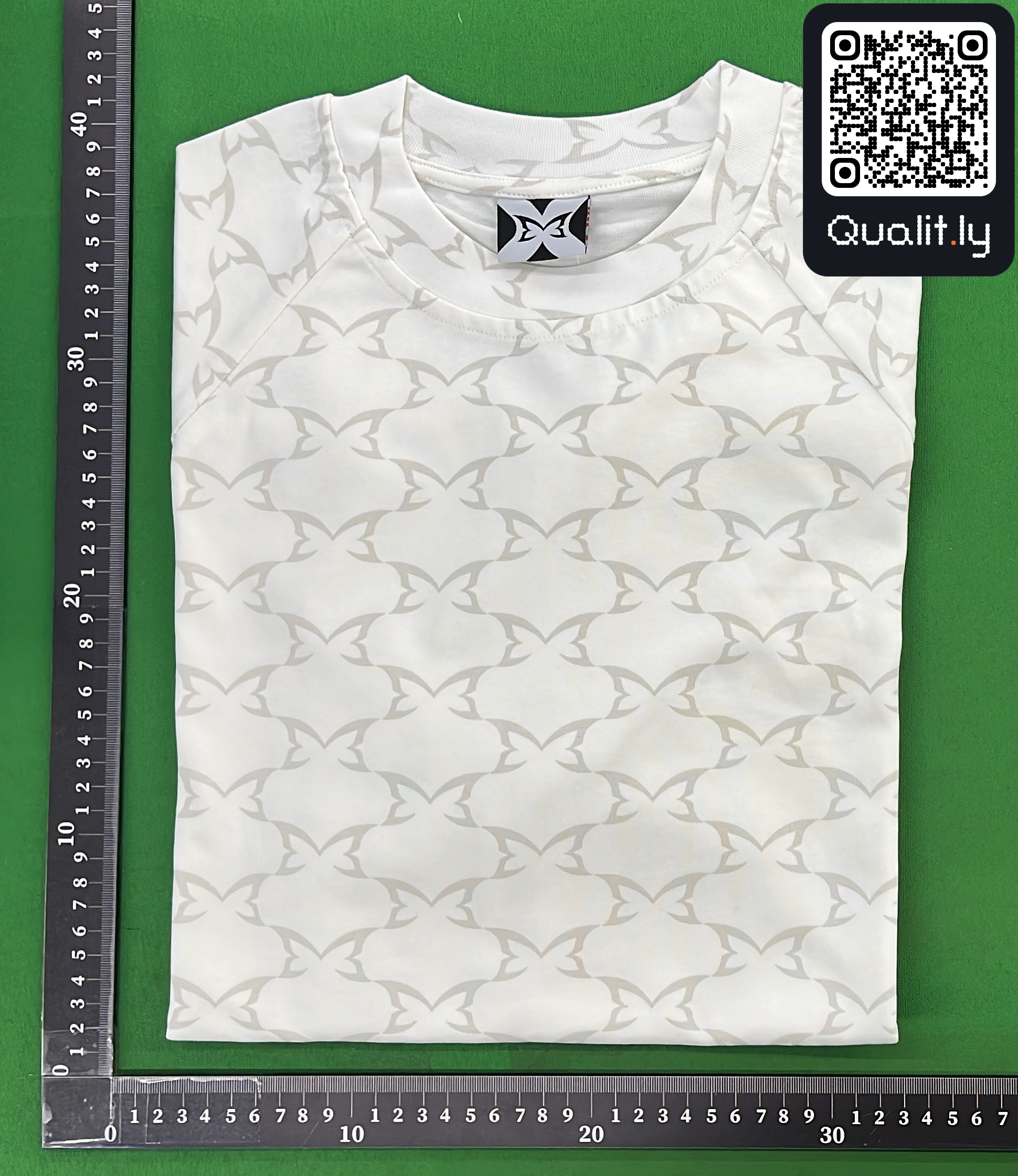 T-shirt QC photo 1 of 25