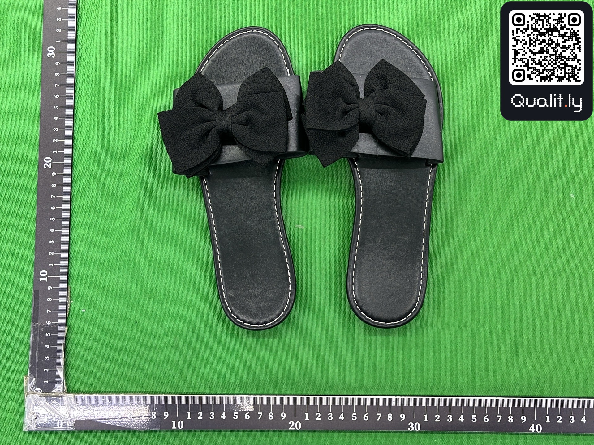 Slides QC photo 2 of 6