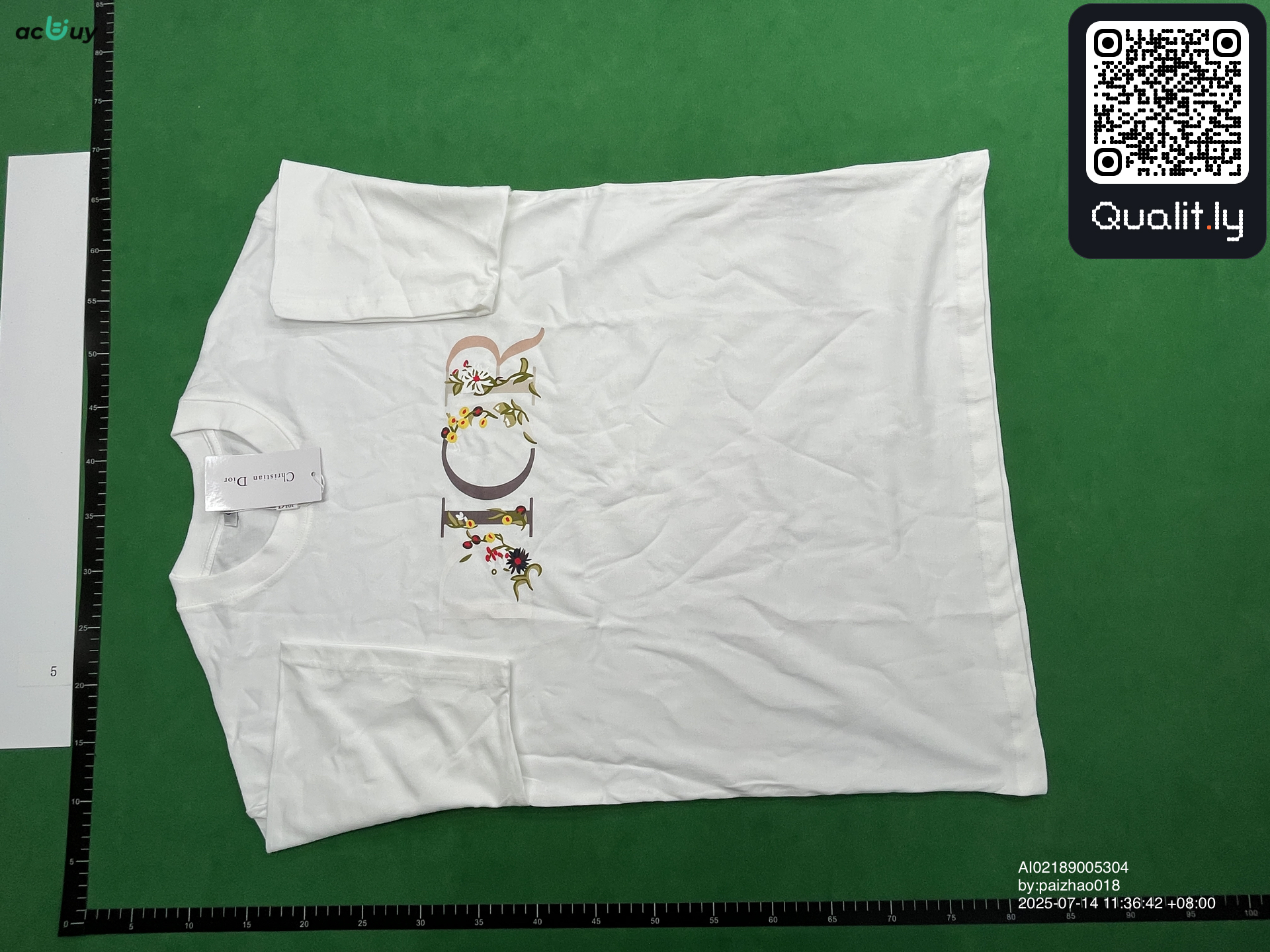 T-Shirt — QC-Foto 3 von 30
