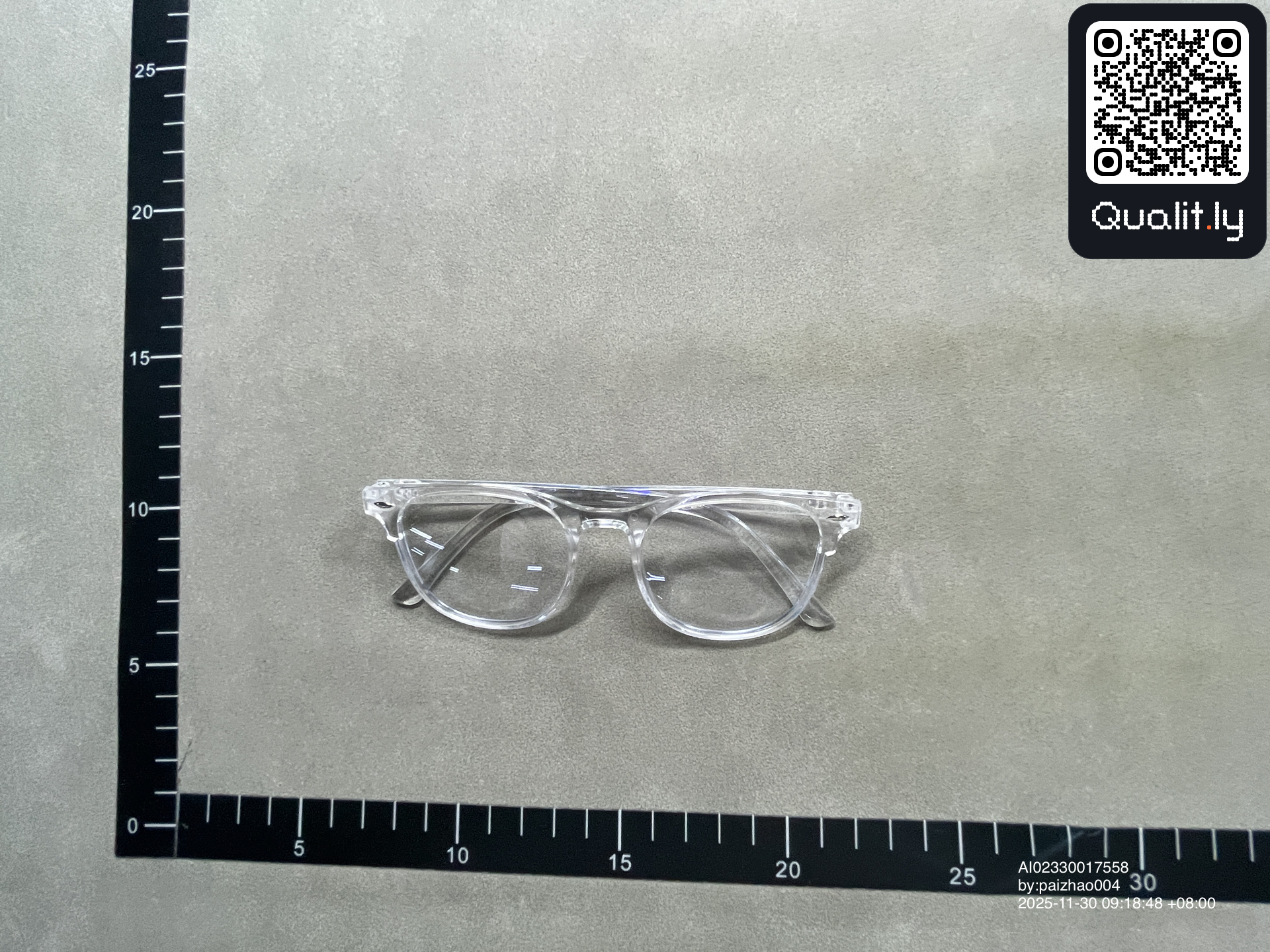 Ochelari de soare — fotografie QC 3 din 6