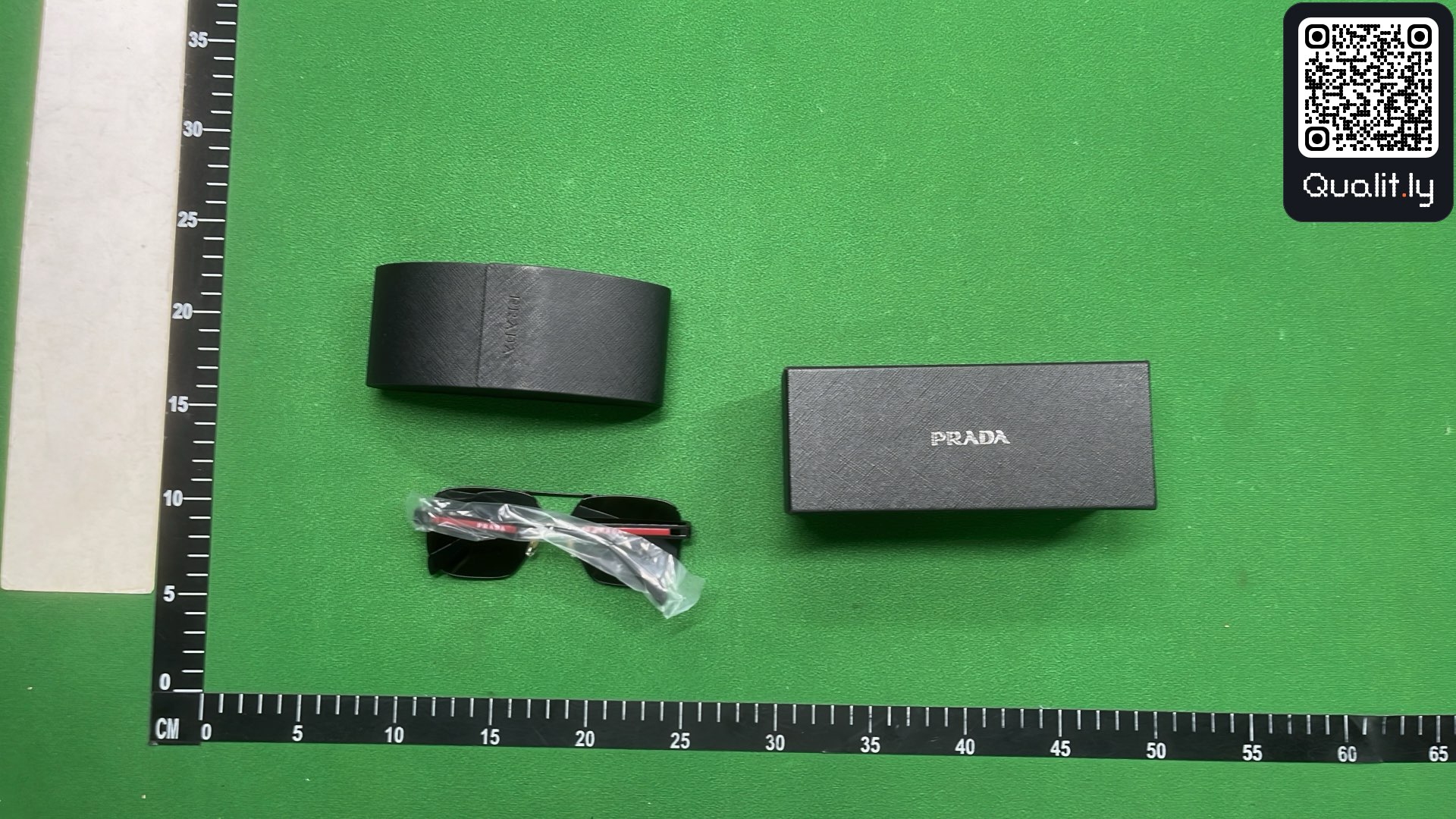 Sunglasses QC photo 3 of 3