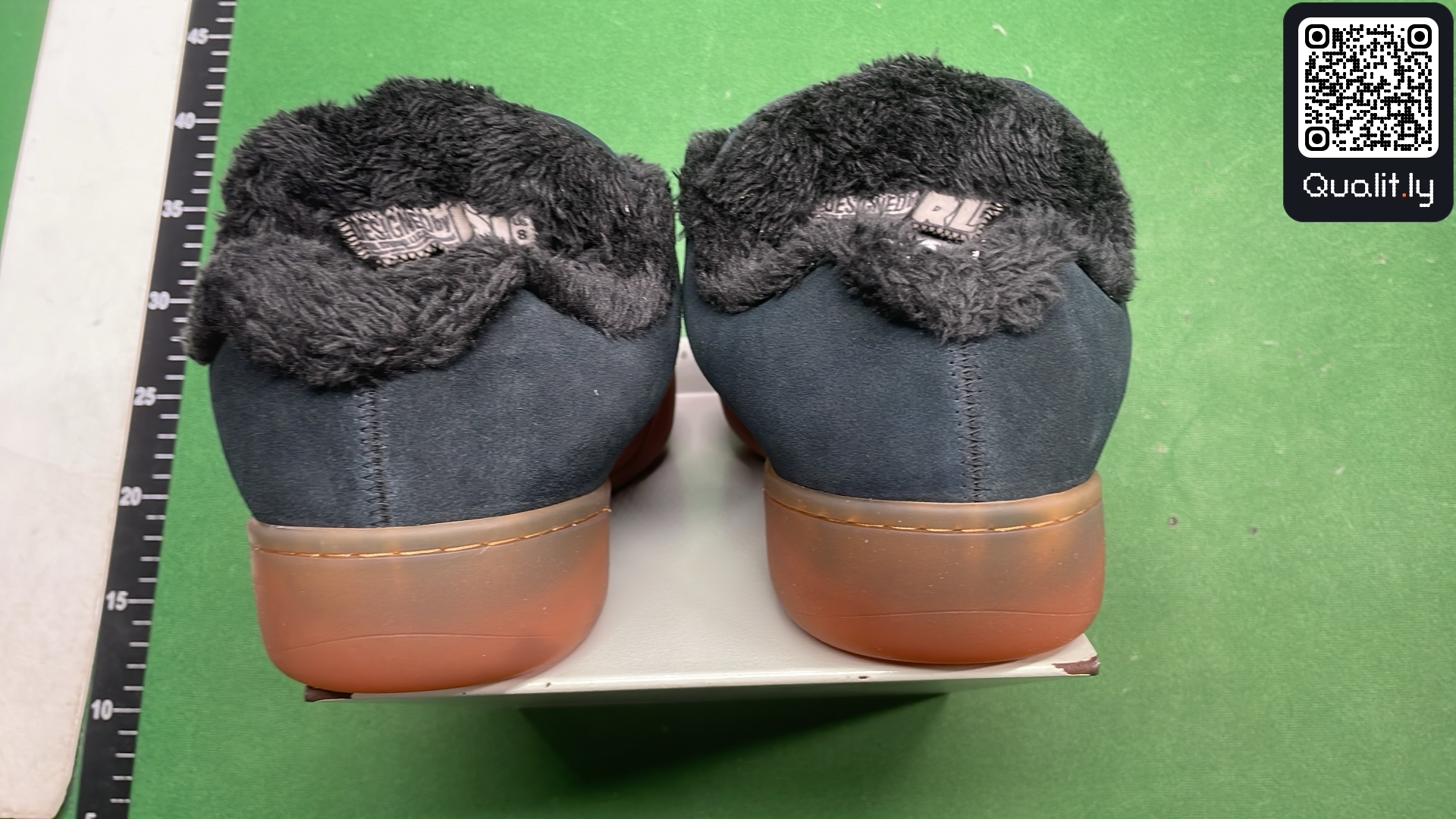 Sneakers — QC-foto 3 av 16