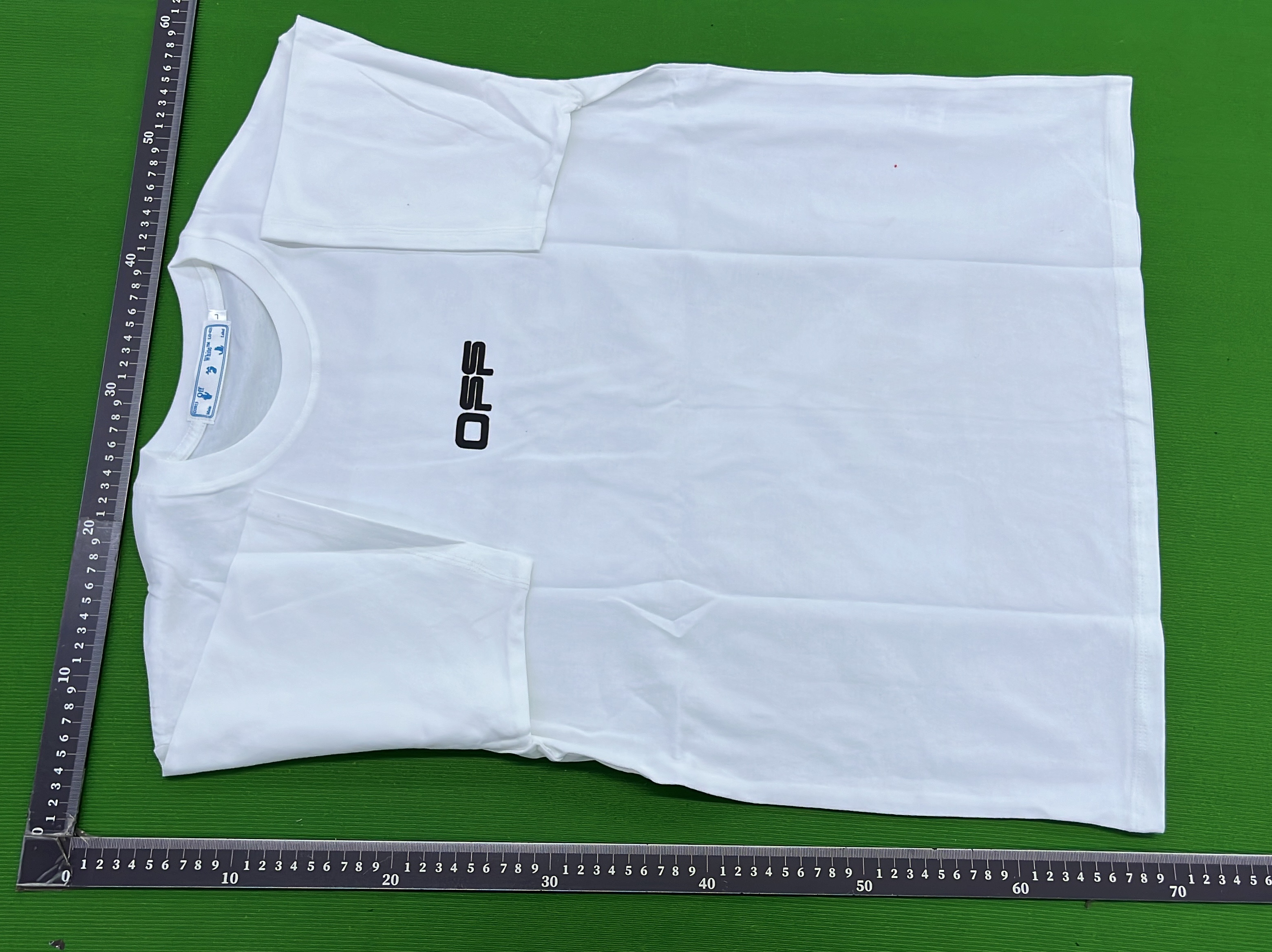T-shirt — QC-foto 3 av 110