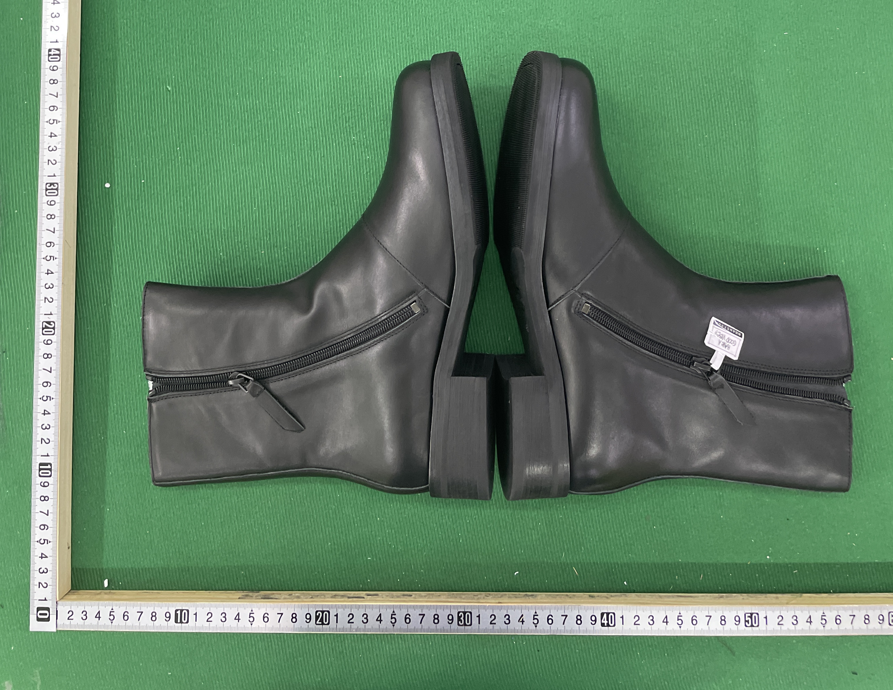 靴子 QC 照片 1 / 37