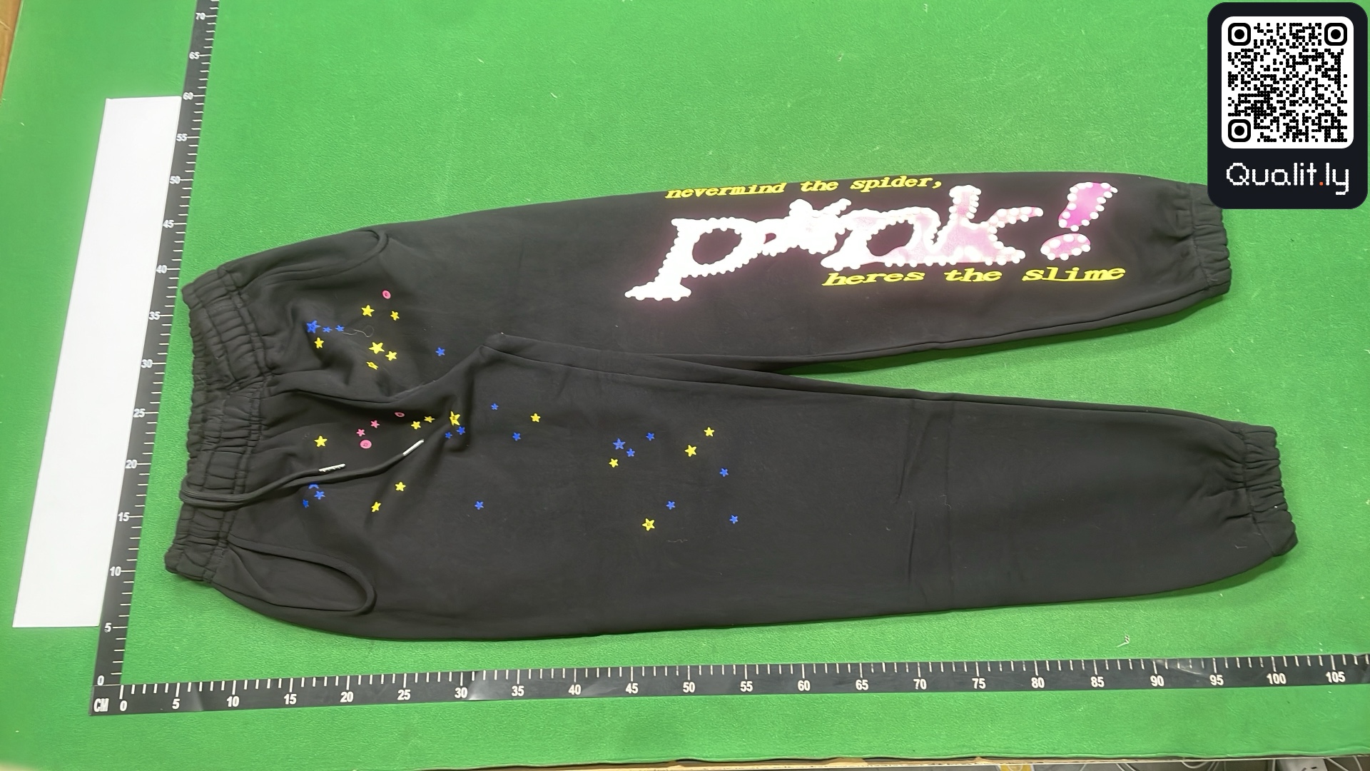 Hoodie QC photo 2 of 4