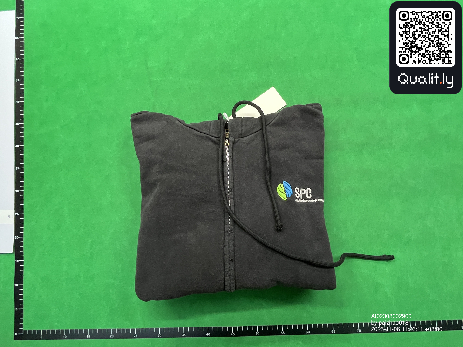 Camisola com capuz — foto QC 1 de 4
