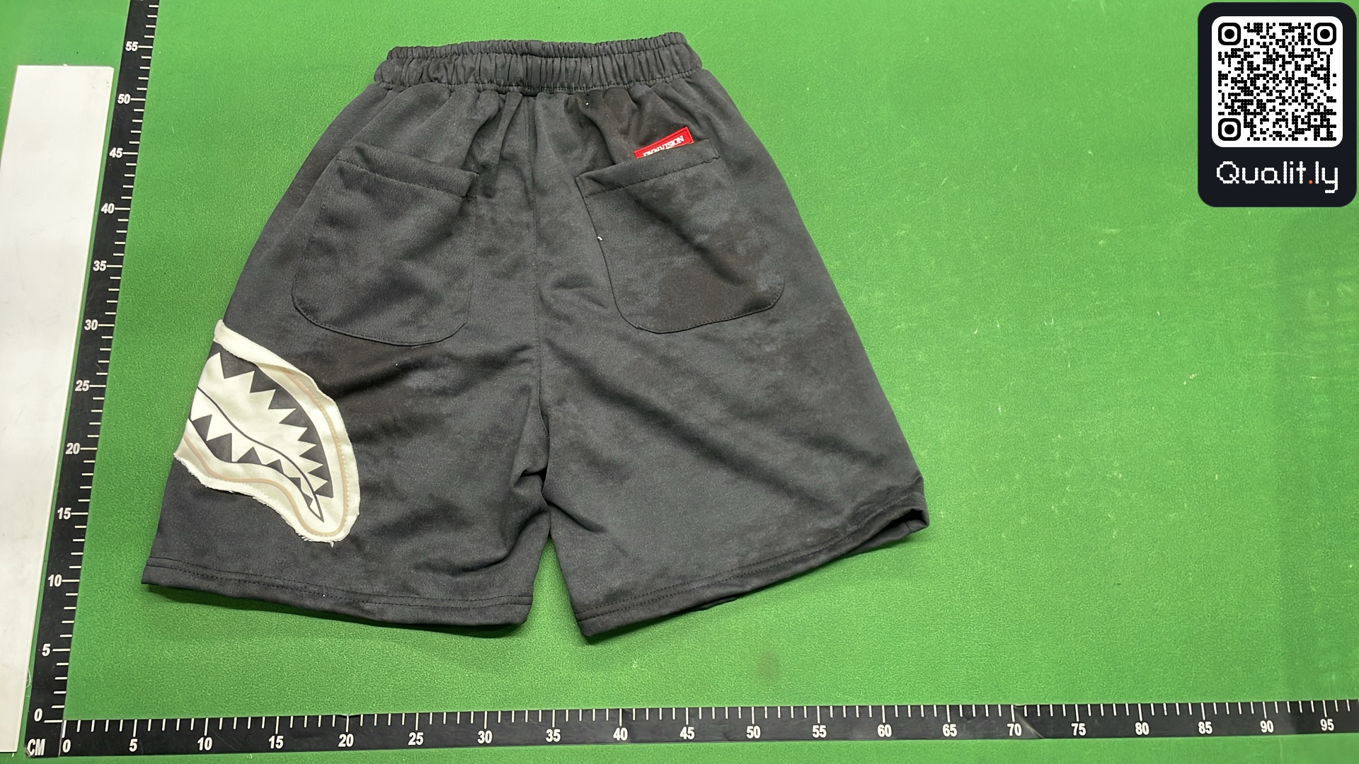 Pantaloncini — foto QC 3 di 28