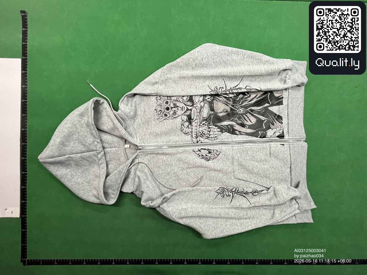 Hoodie QC photo 3 of 4