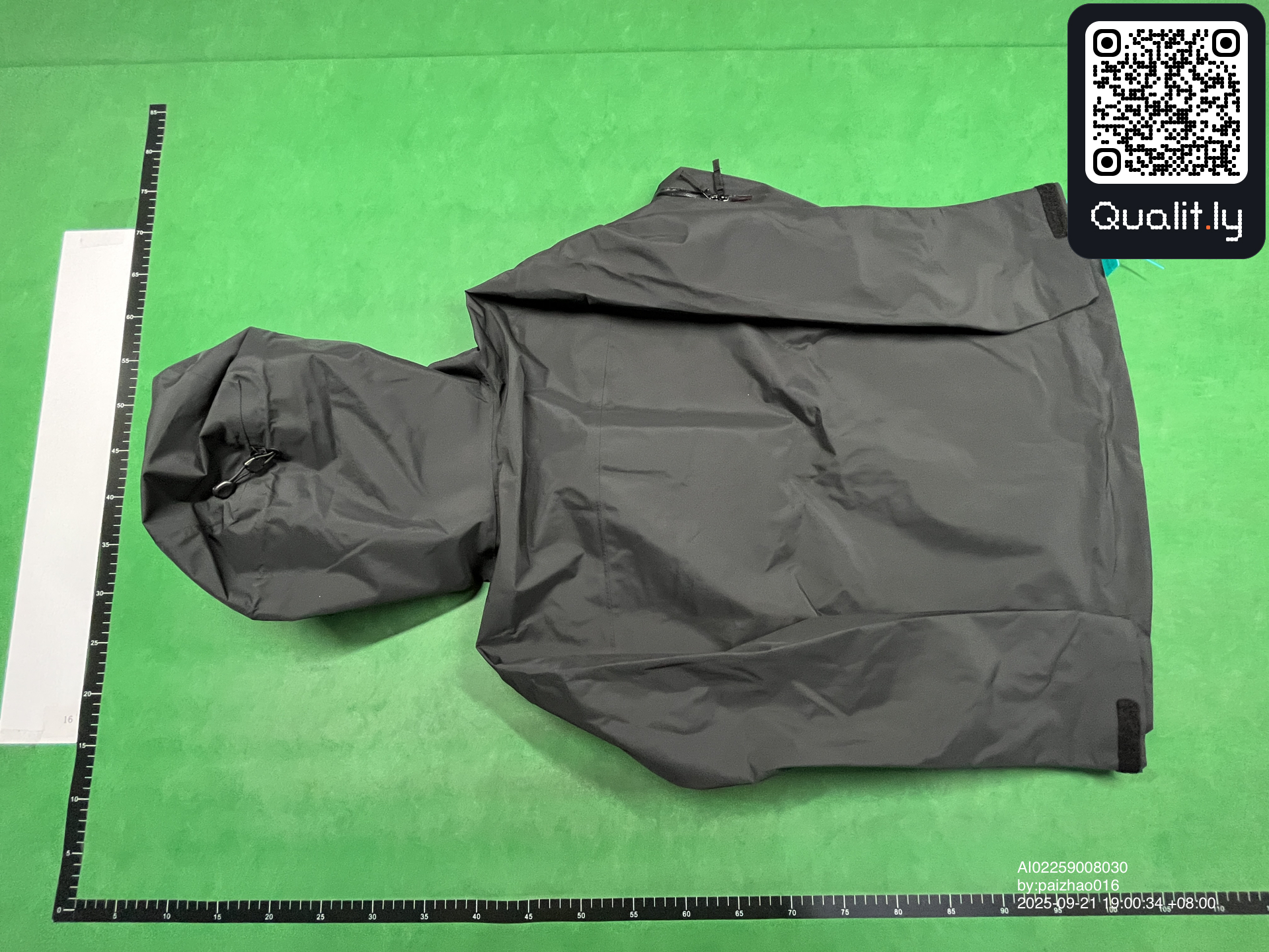 夹克 QC 照片 2 / 4
