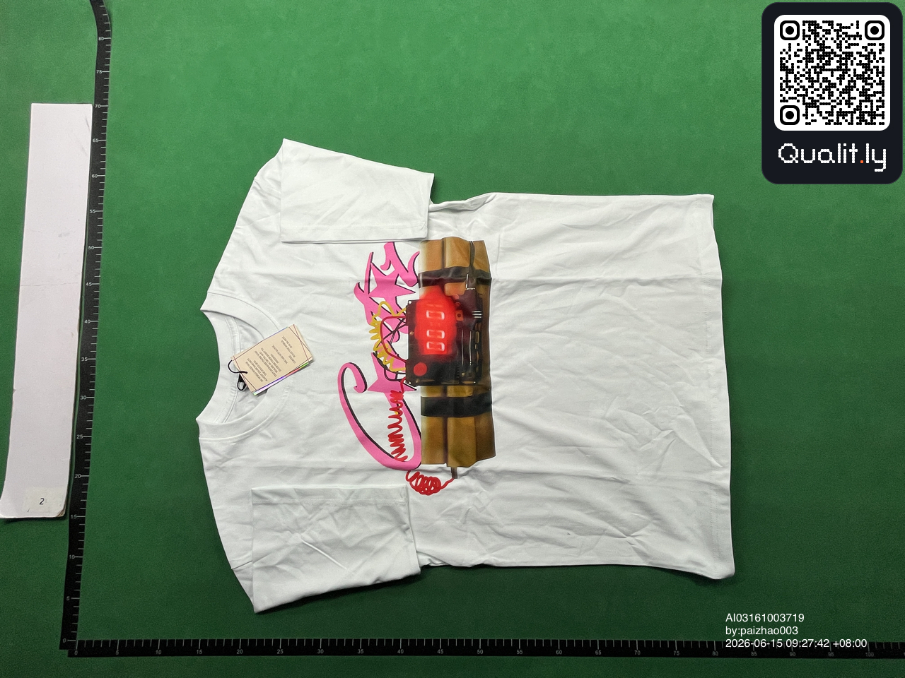 T-shirt QC photo 3 of 218