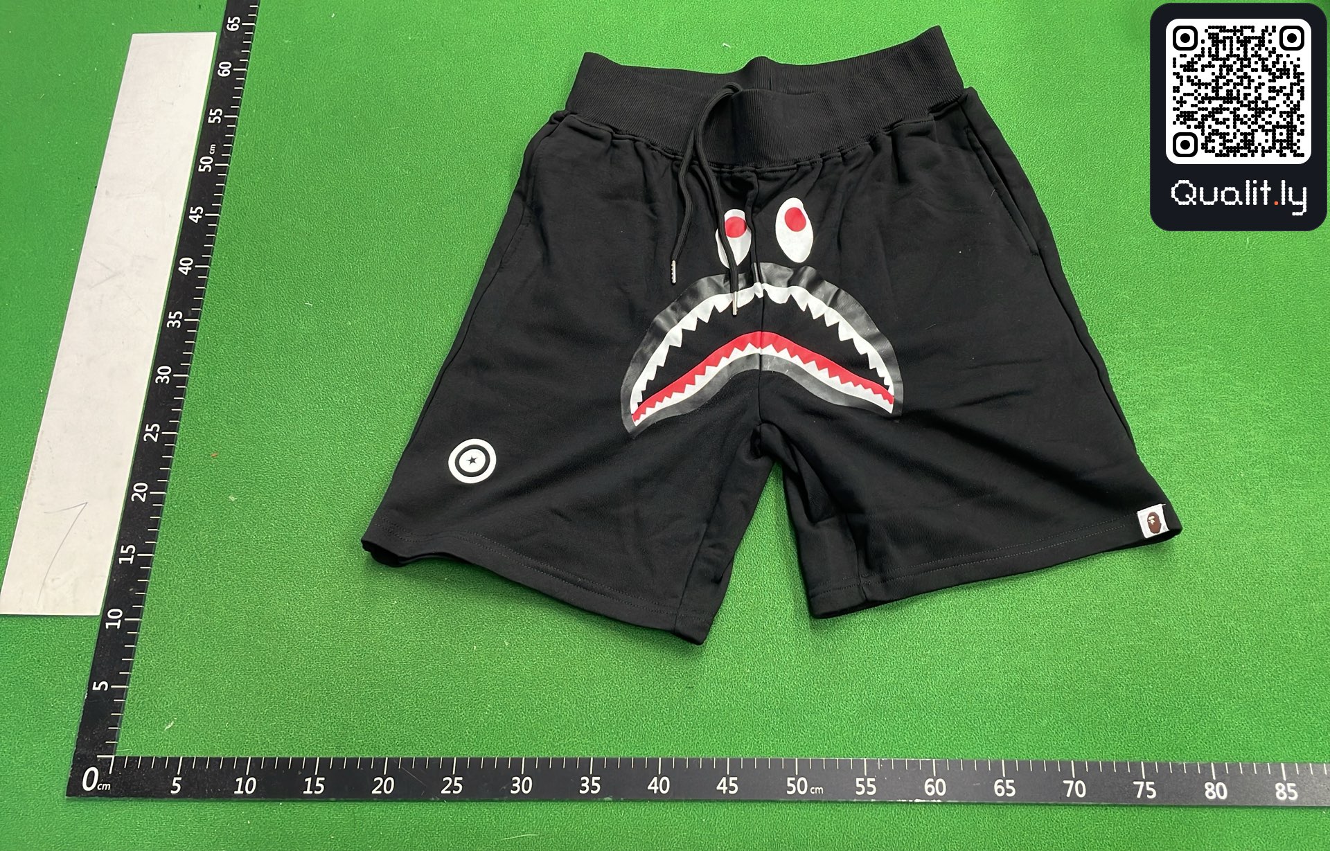 Shorts QC photo 2 of 162