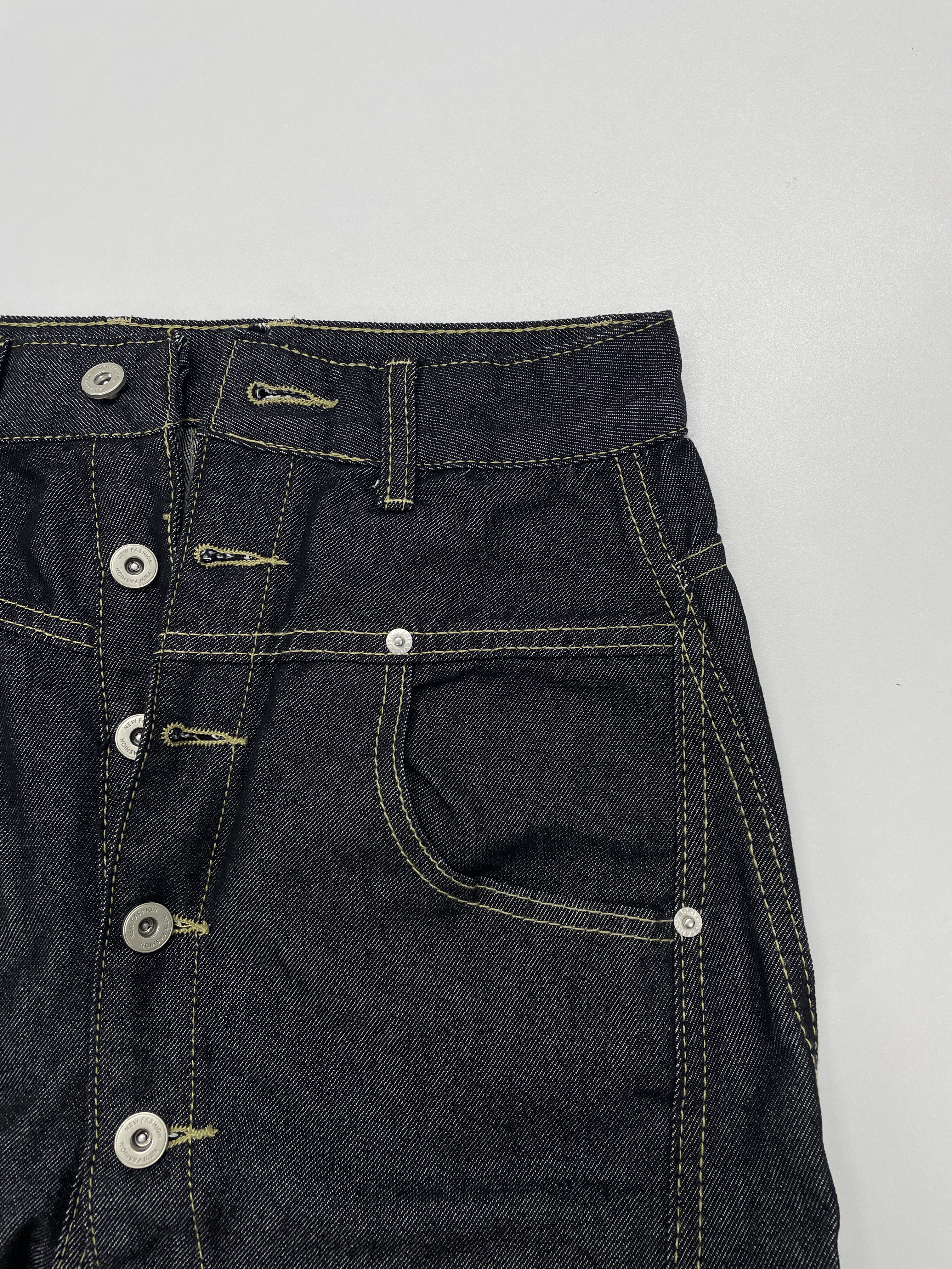 Jeans — QC-foto 2 av 20