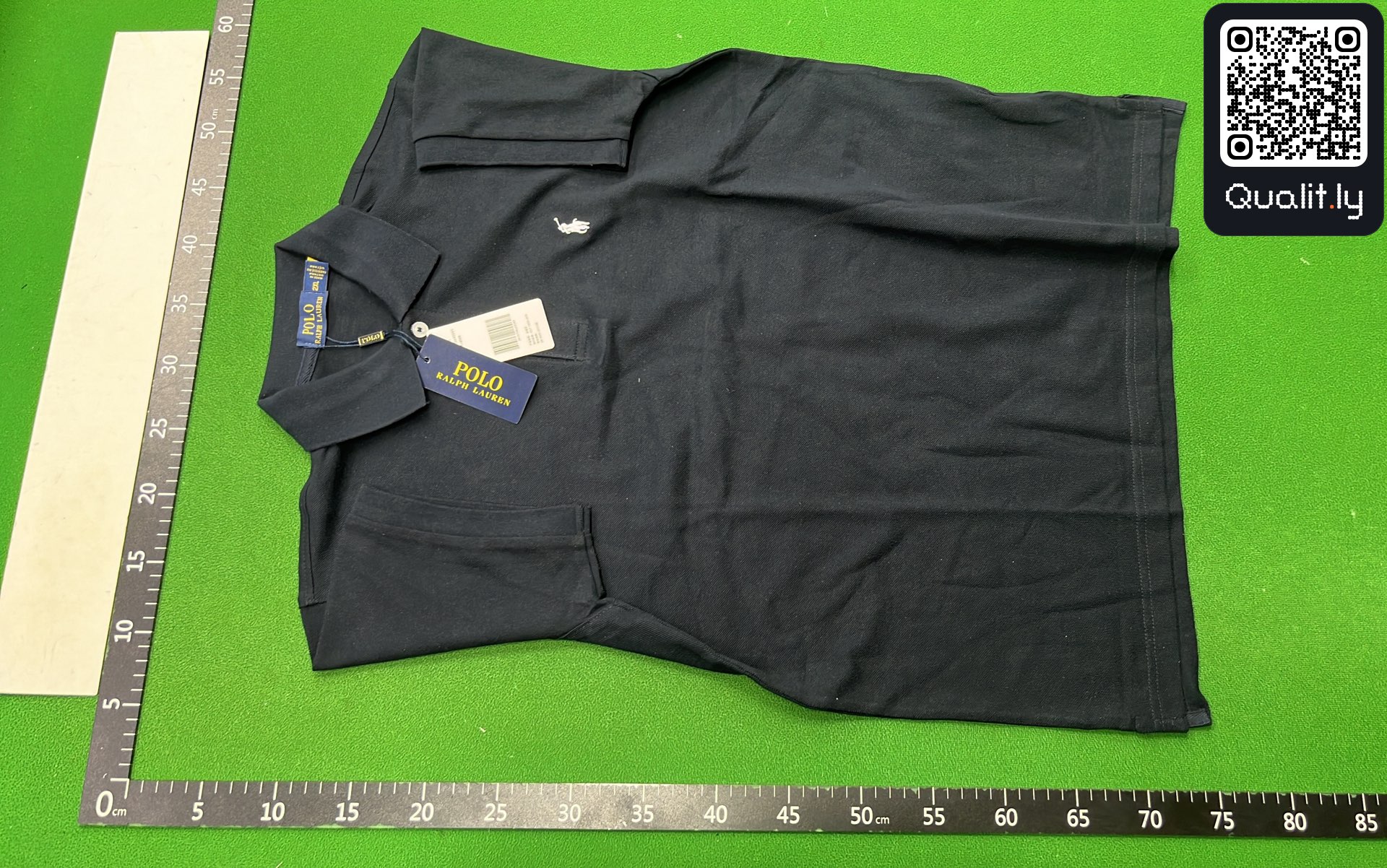 Skjorta — QC-foto 2 av 672