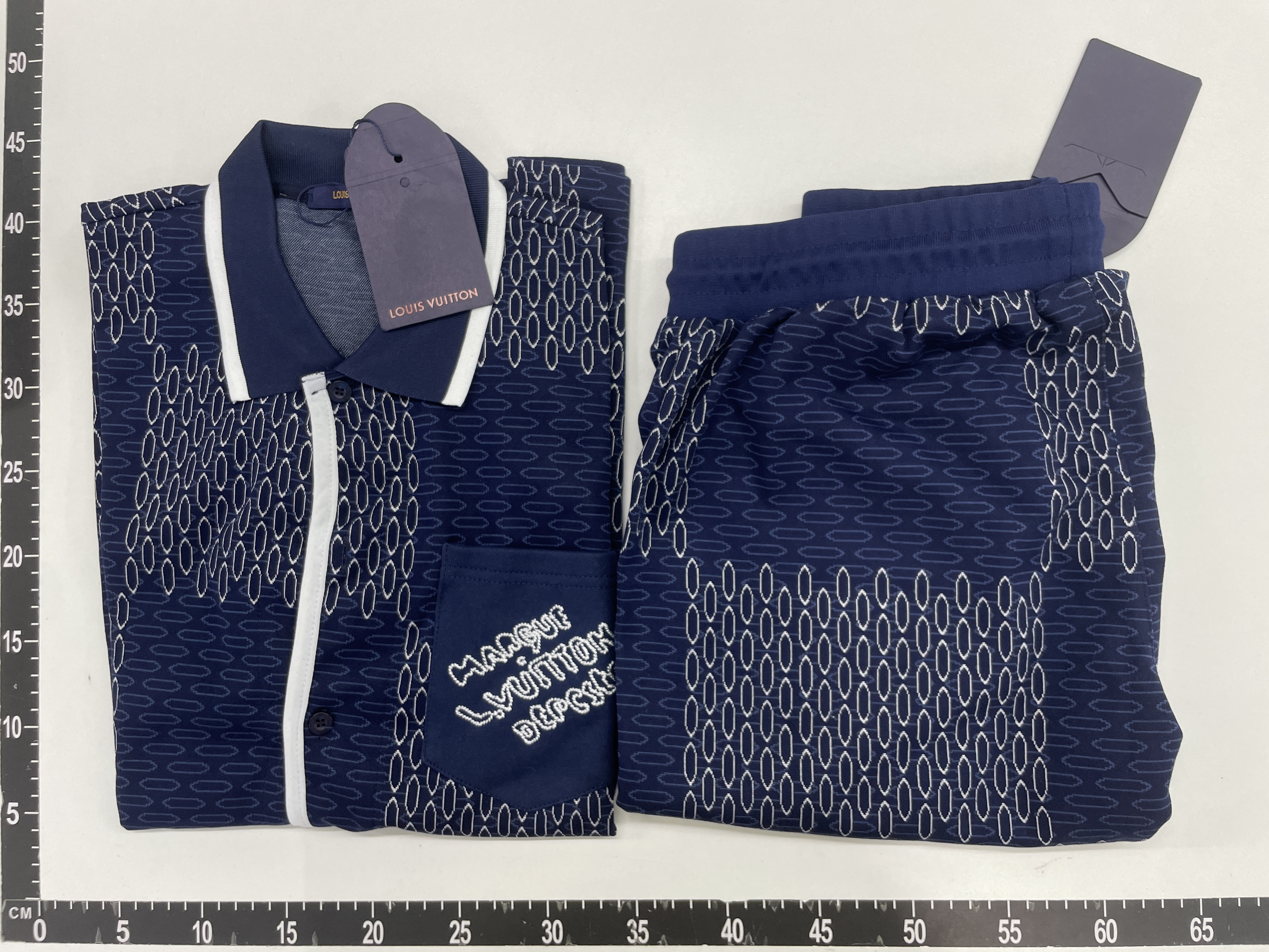 T-shirt — QC-foto 1 van 21