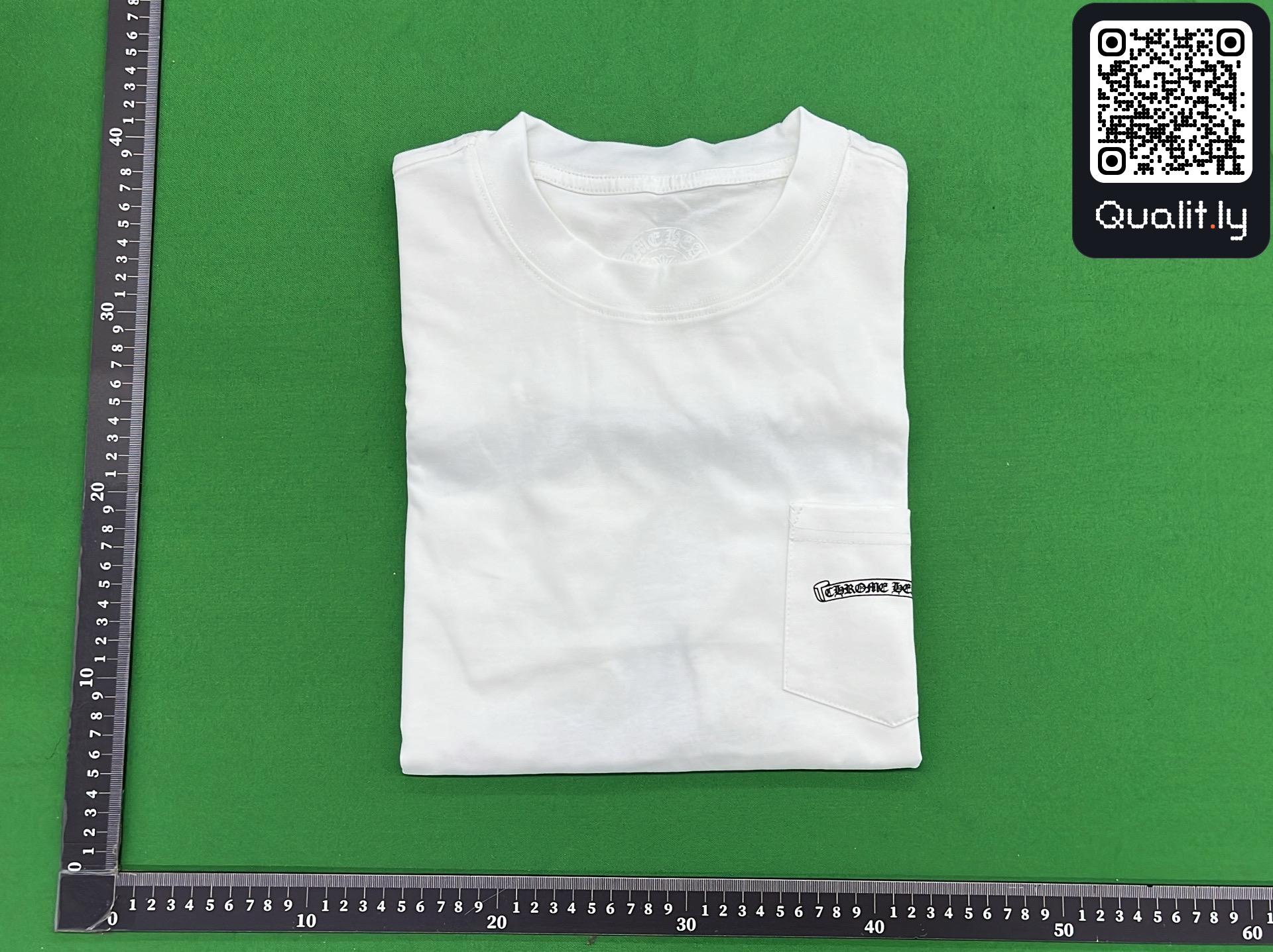 T-shirt — photo QC 1 sur 4