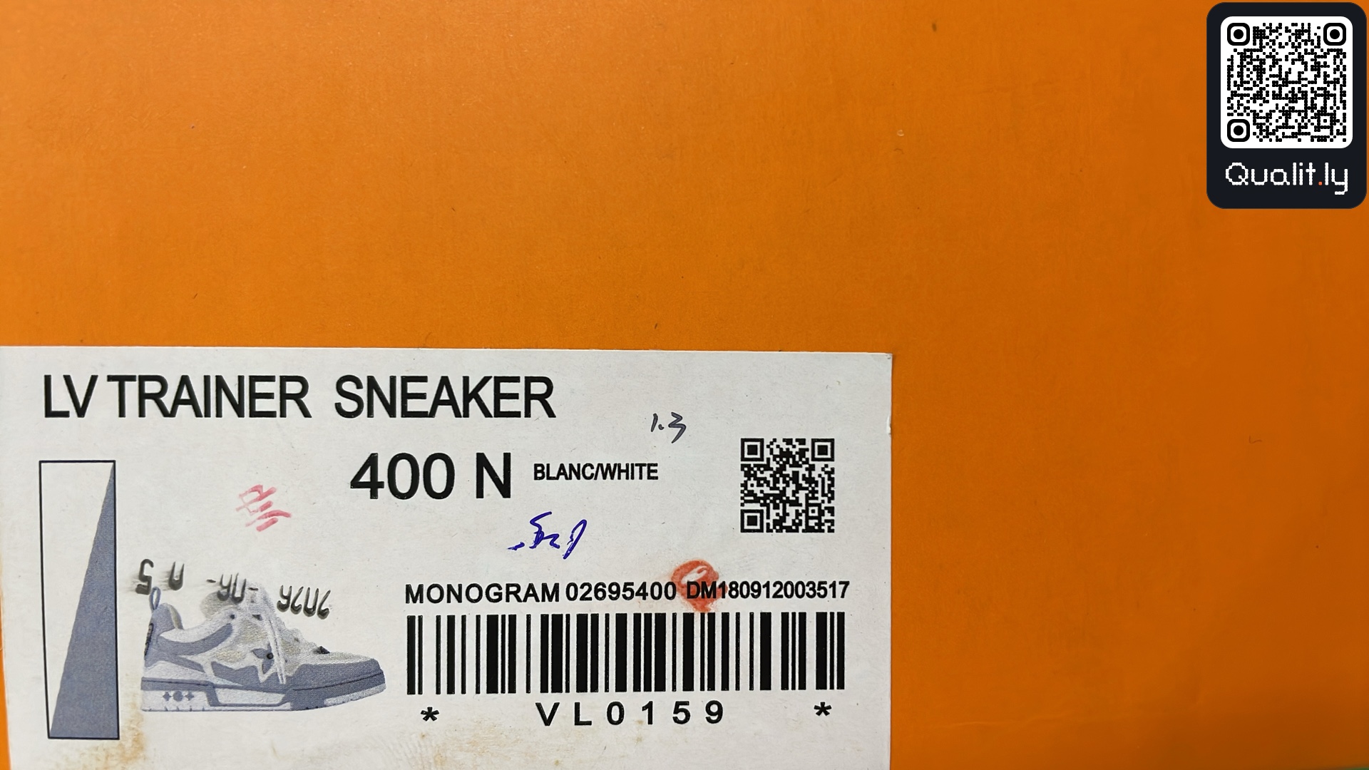 Sneakers QC photo 2 of 6