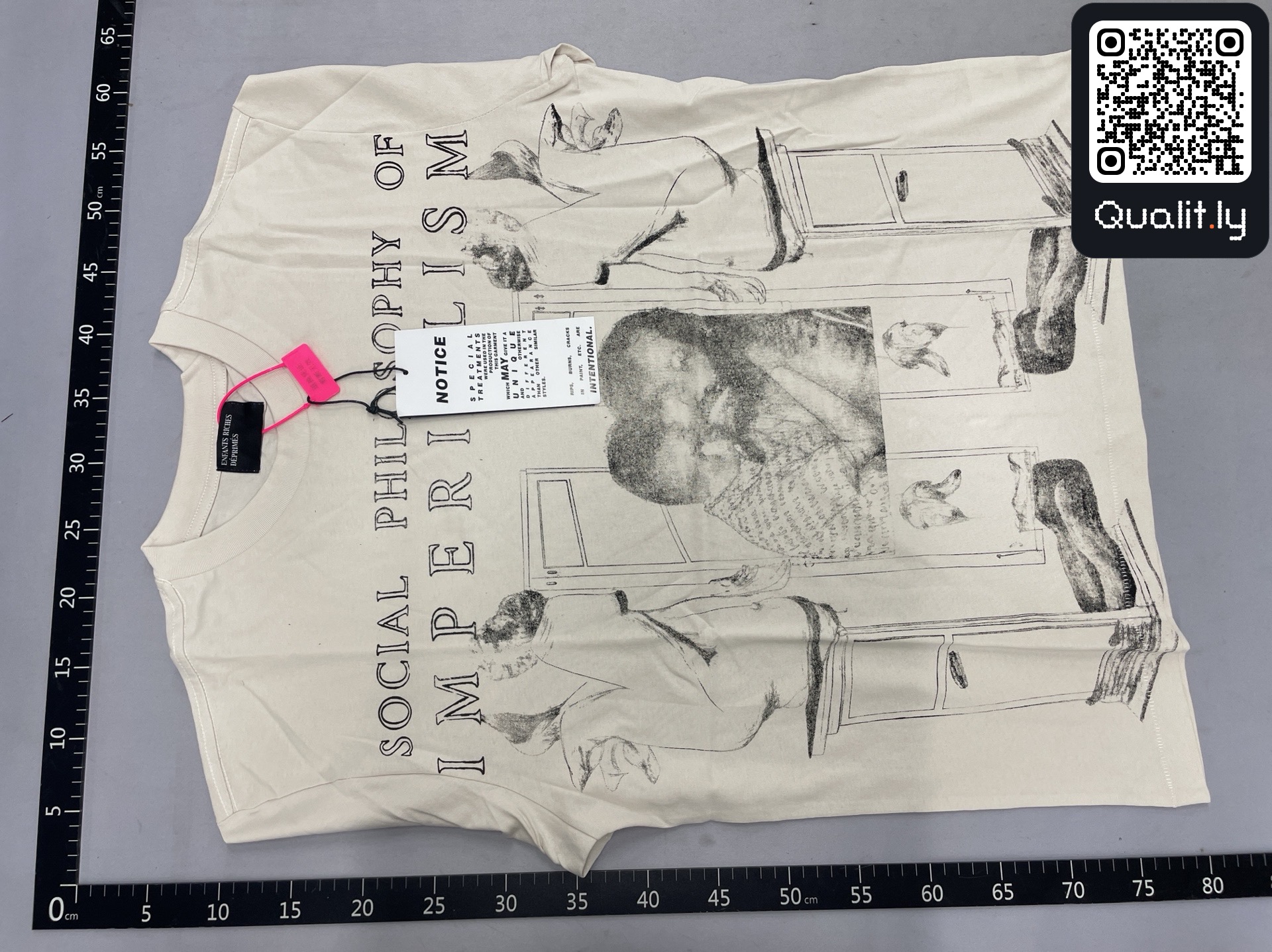 T-shirt — foto QC 3 di 24