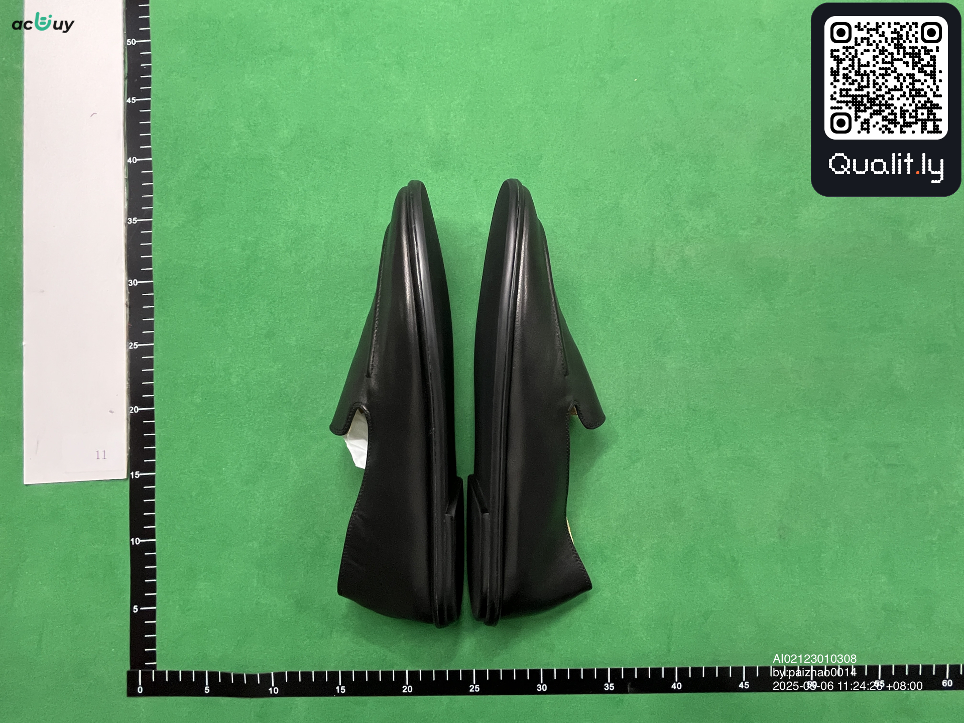 球鞋 QC 照片 2 / 26