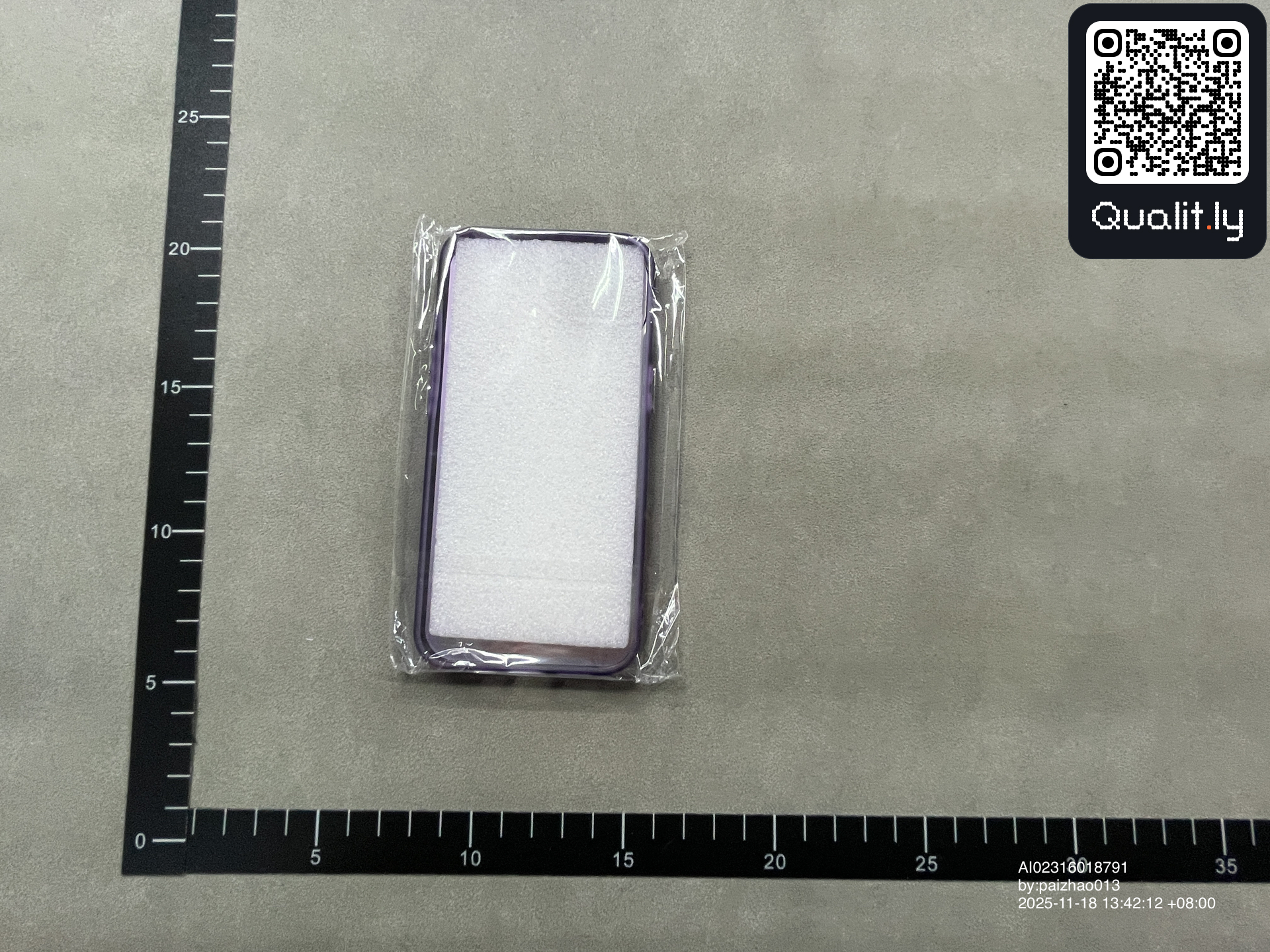Foto QC 2 de 3