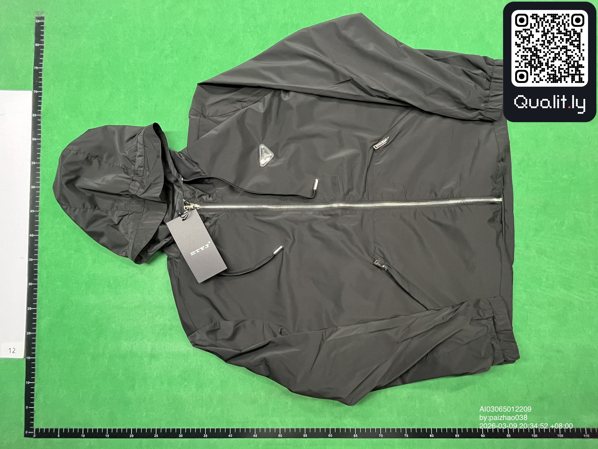 Jacke — QC-Foto 3 von 16