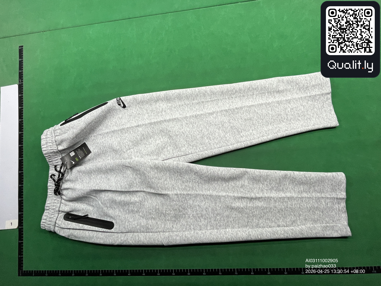 Pantaloni — fotografie QC 3 din 12