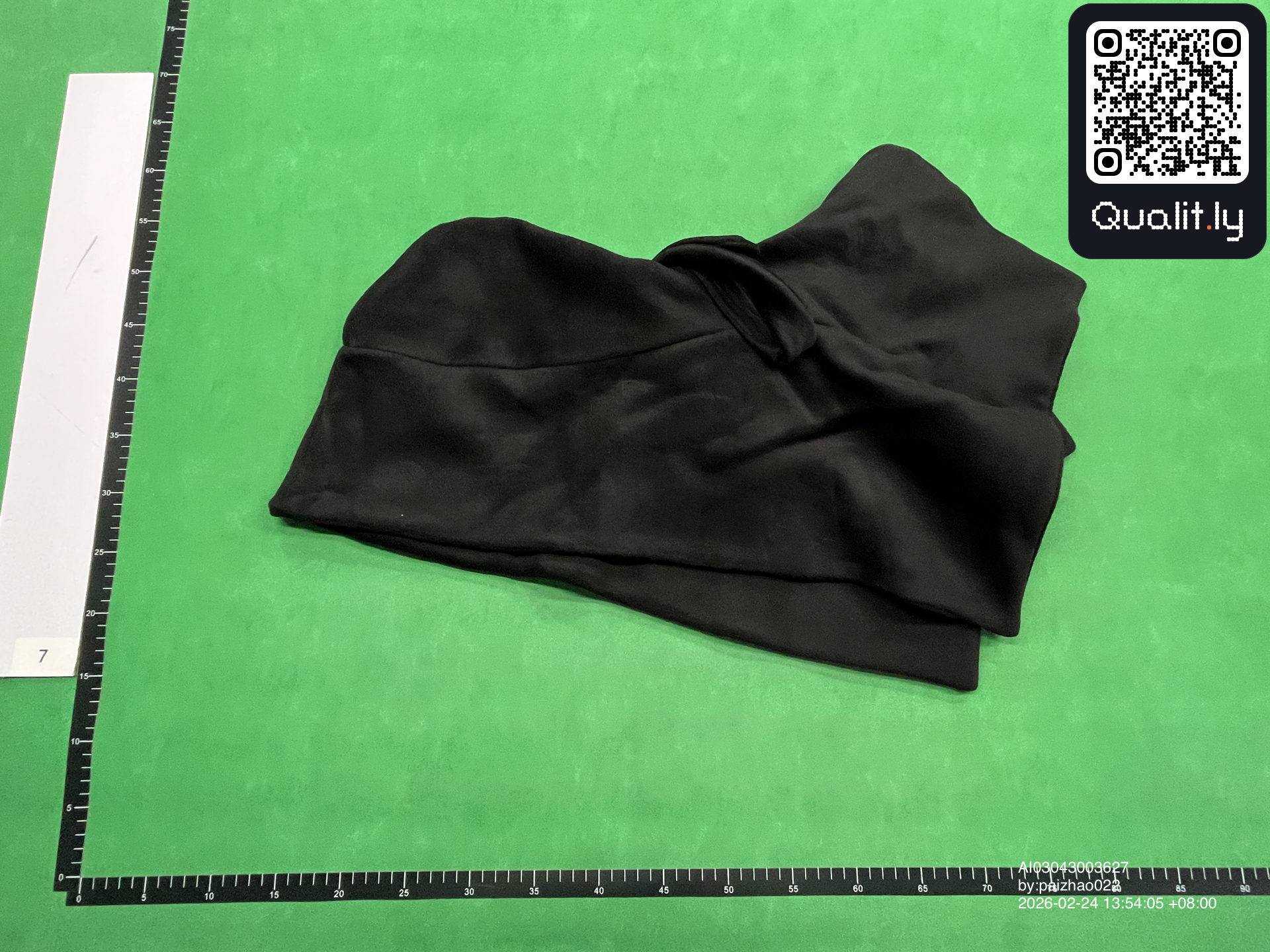 Hoodie — QC-foto 2 av 26