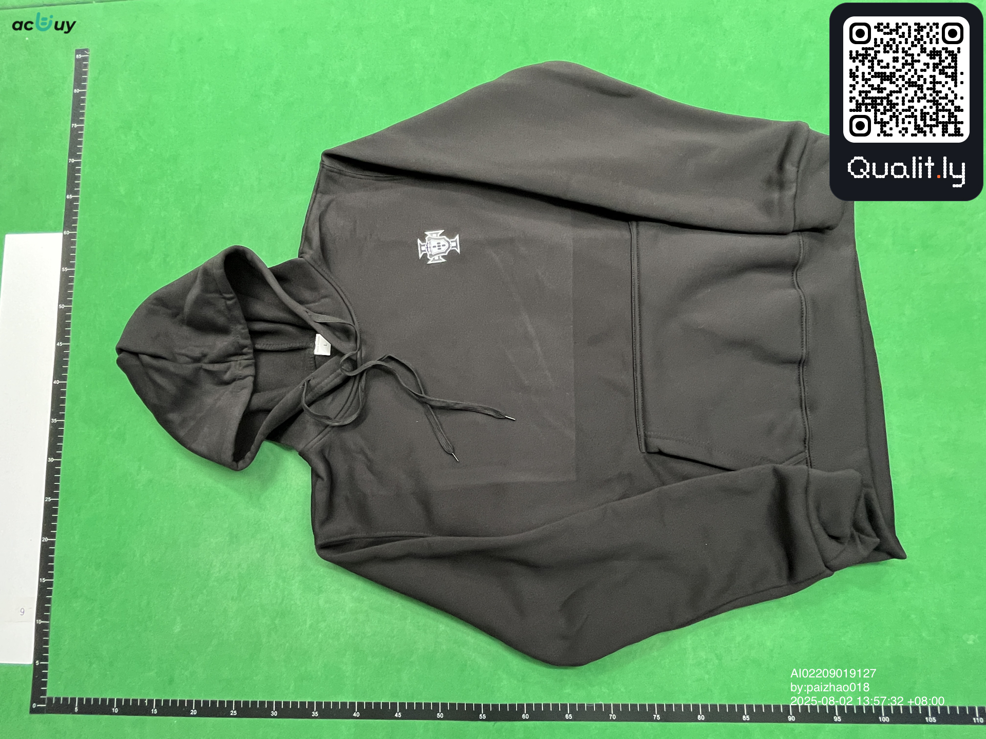 Sweater — QC-foto 3 van 10