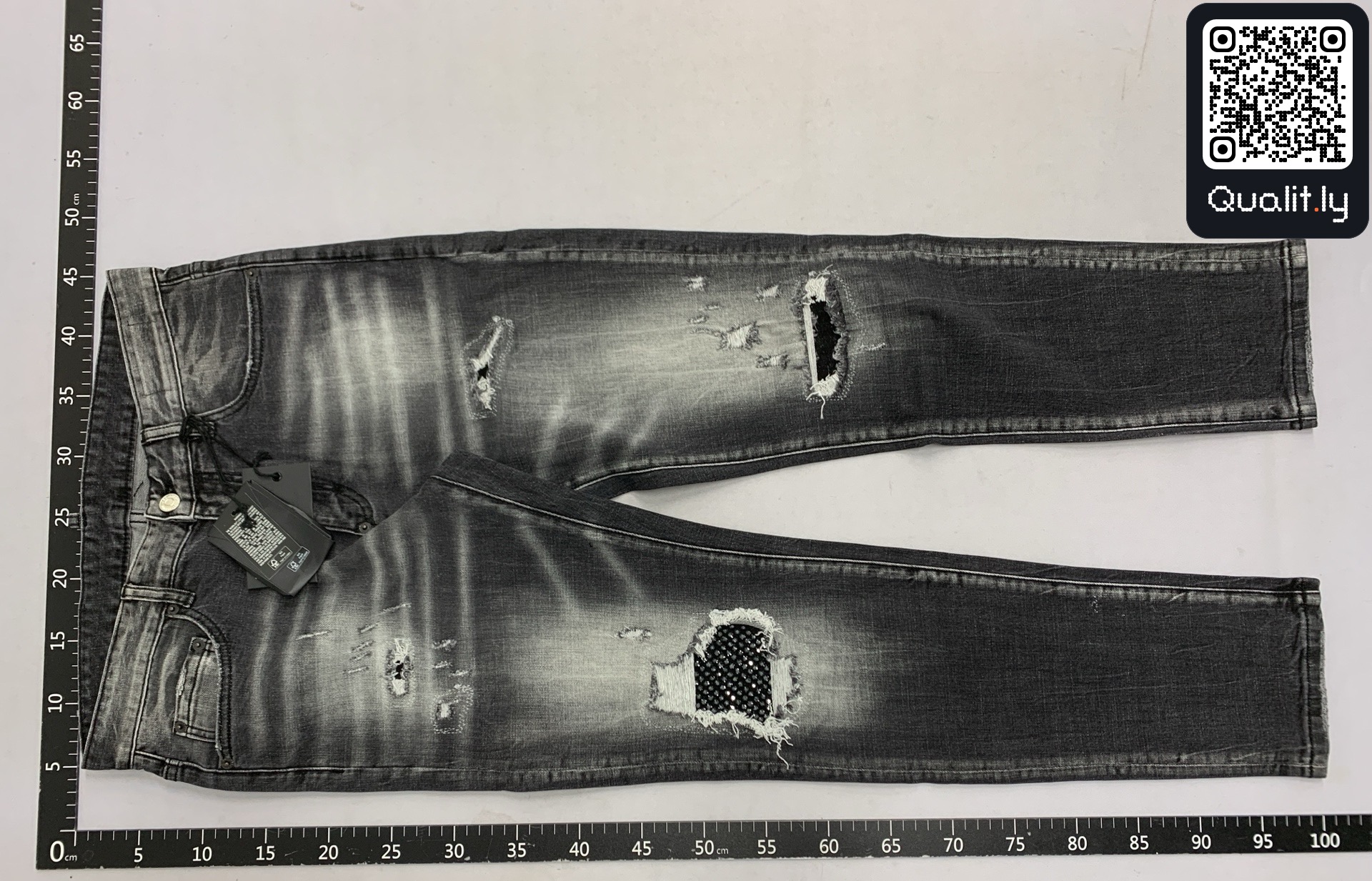 Jeans QC photo 3 of 4