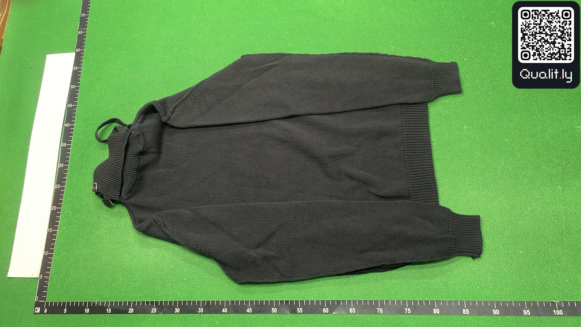 Sweater QC photo 3 of 14