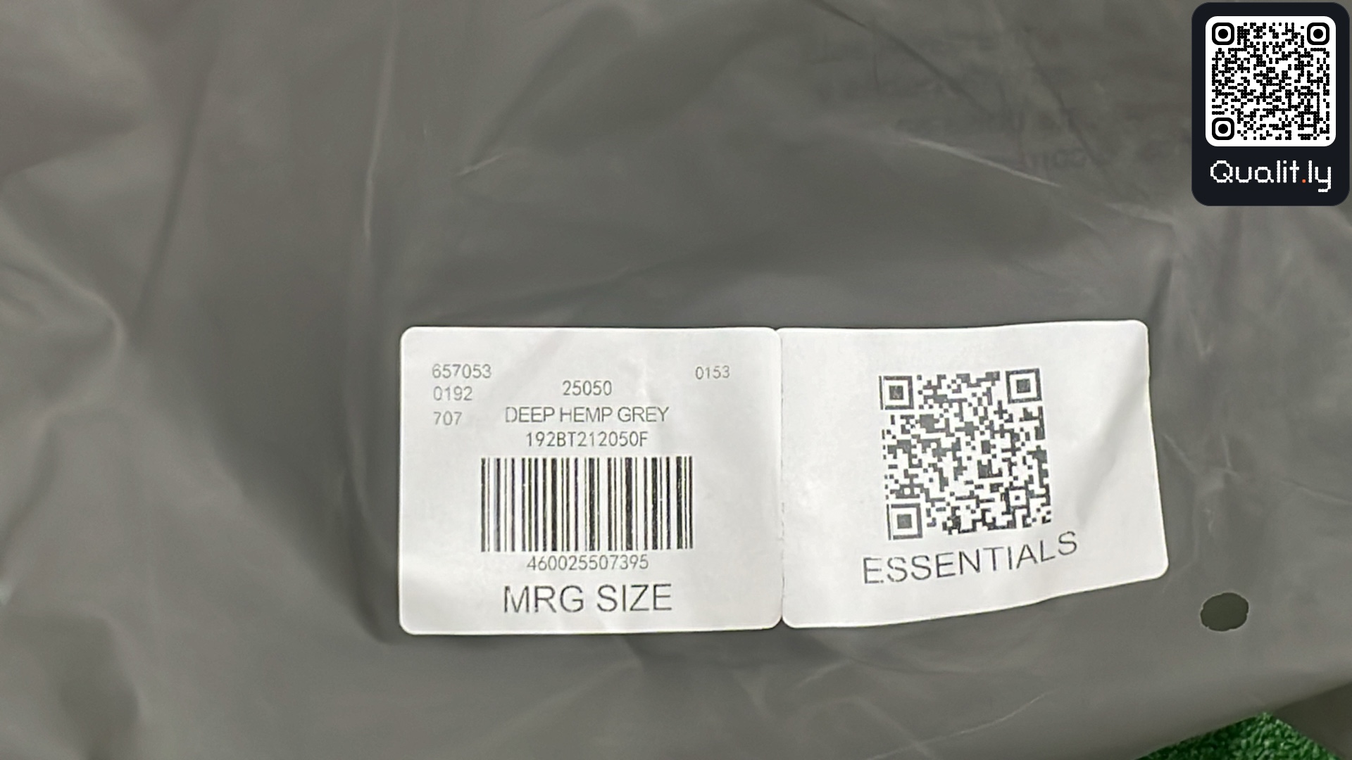 Sweatshirt QC photo 1 of 94