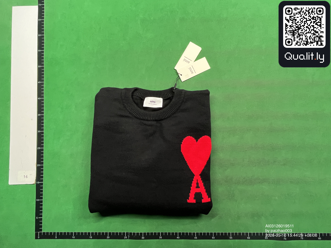 Pull — photo QC 1 sur 34