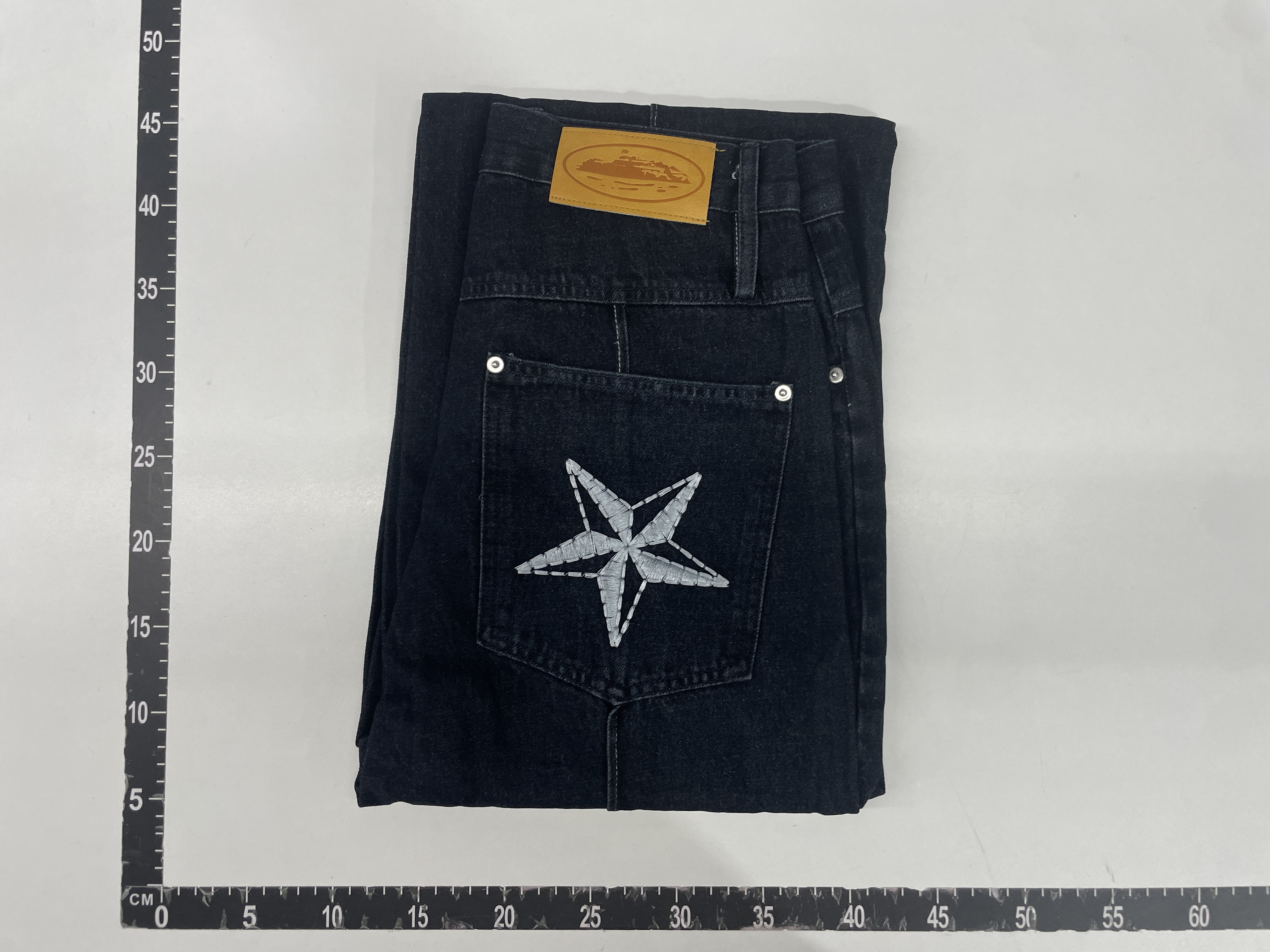 Jeans — QC-foto 1 van 17