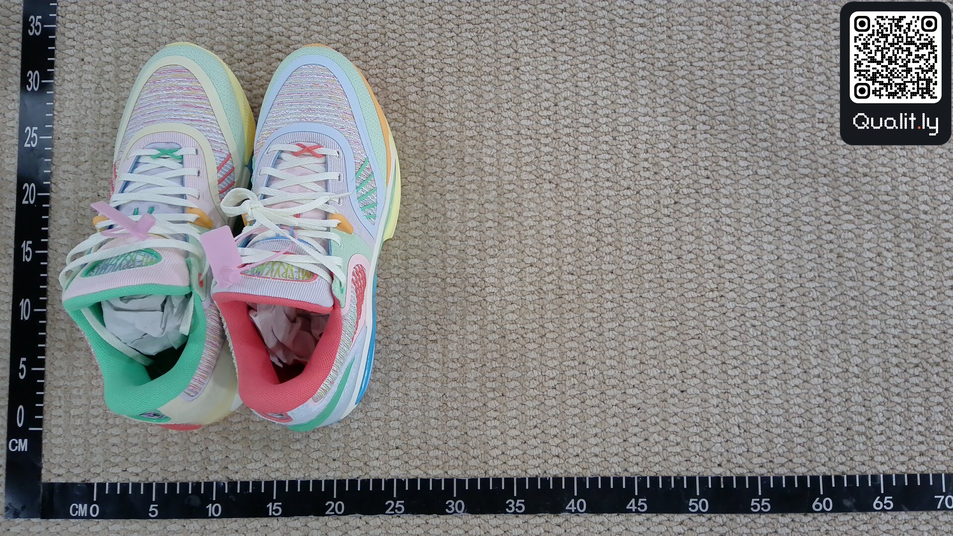 Sneakers — QC-foto 1 av 14