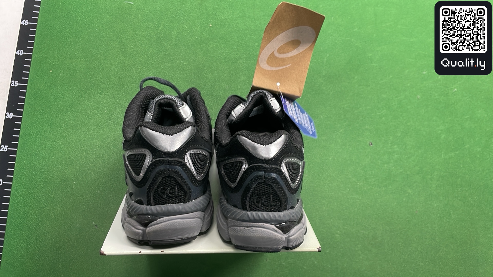 Sneaker — QC-Foto 3 von 6