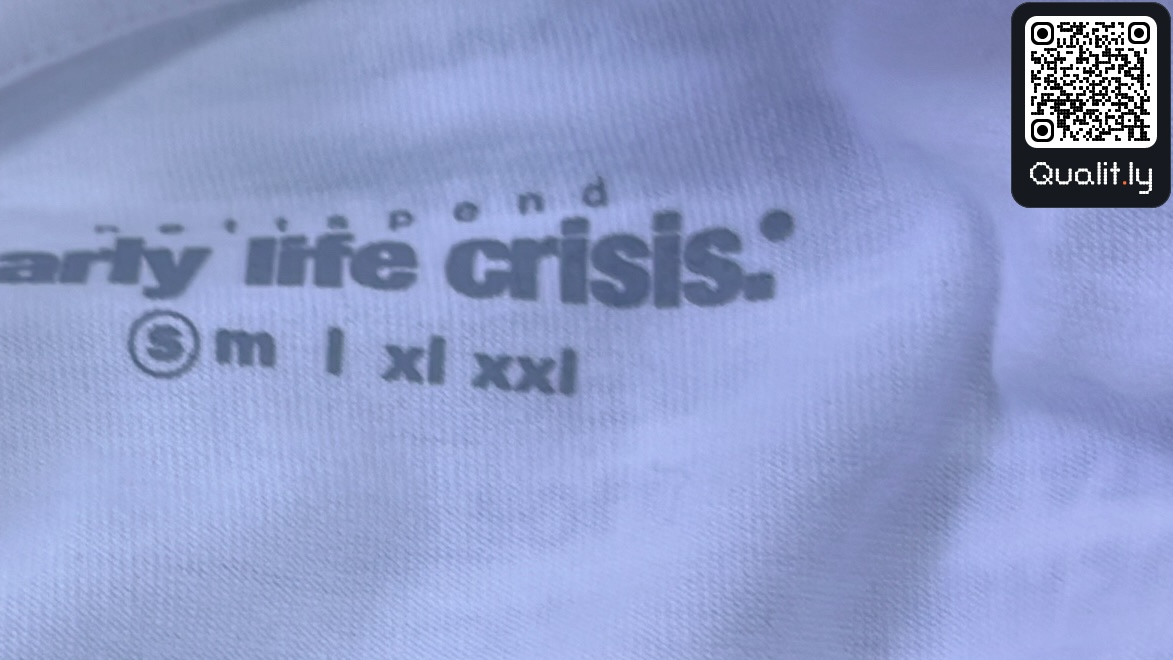 Camiseta — foto QC 1 de 12