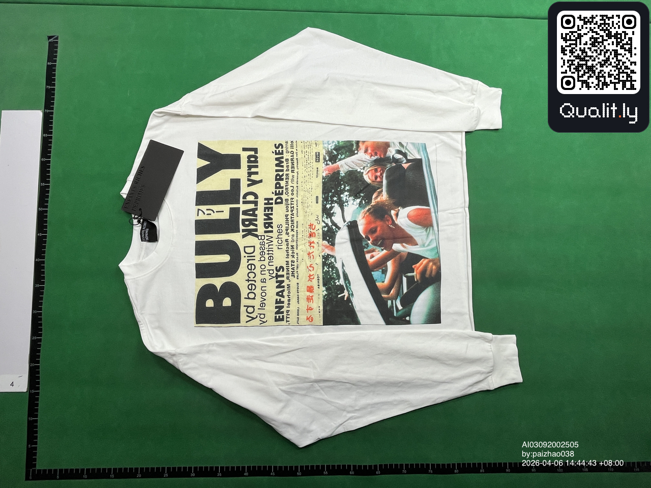 T-shirt — photo QC 2 sur 18