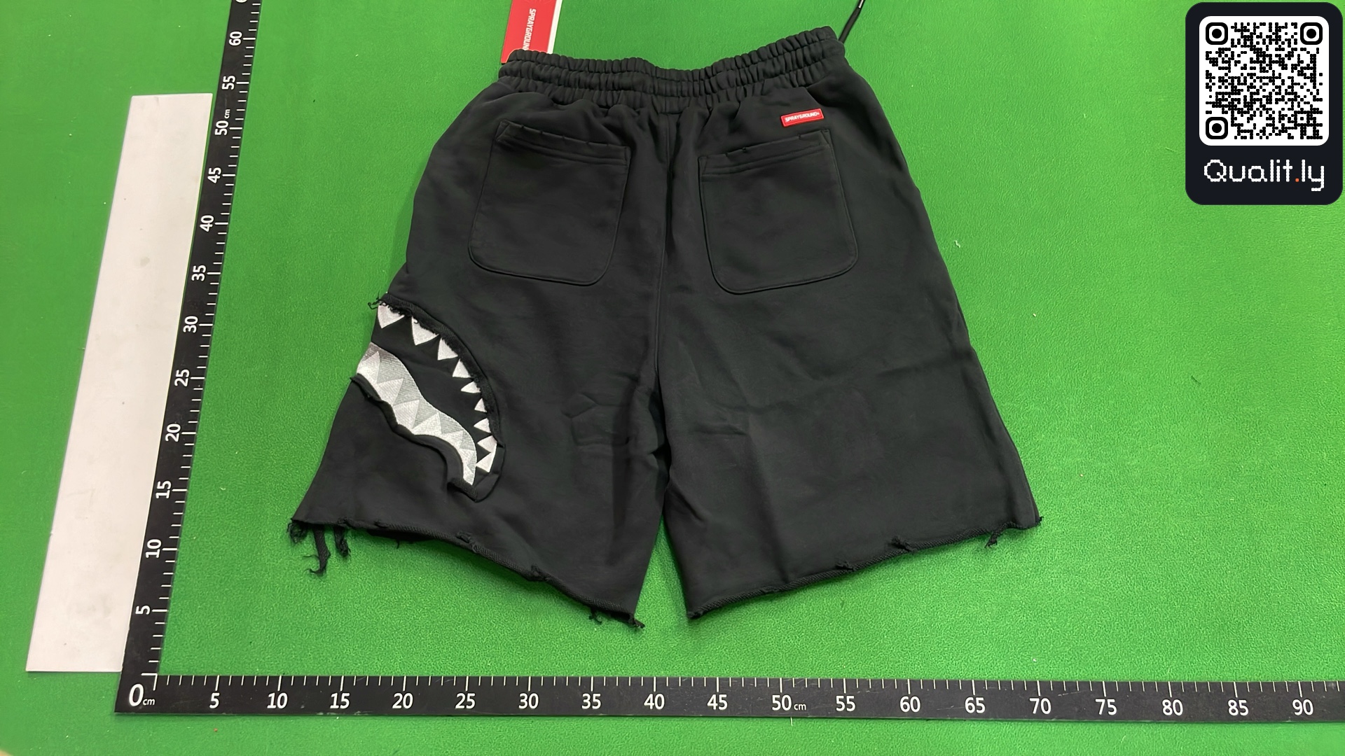 Short — photo QC 3 sur 4