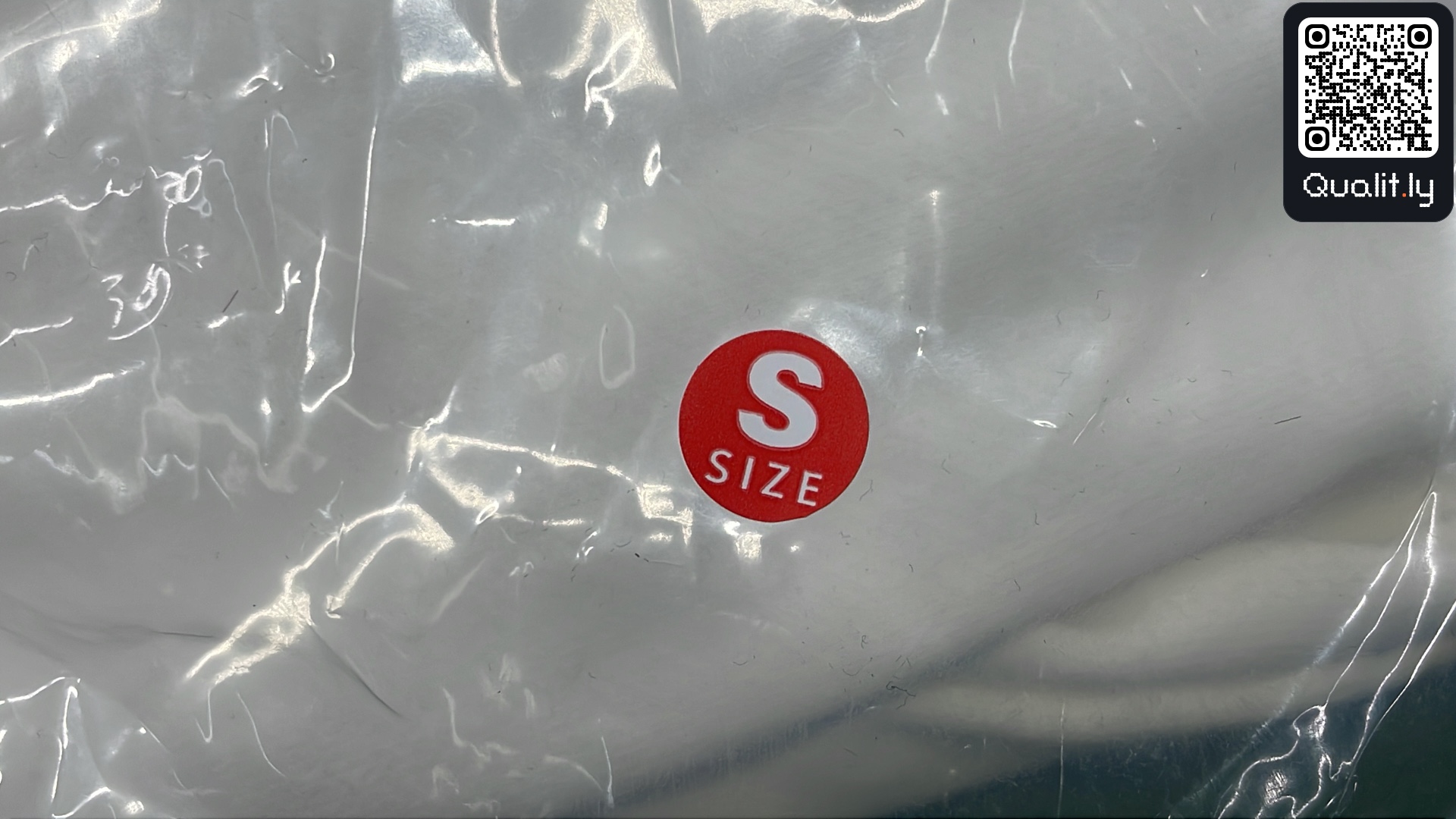 Sudadera con capucha — foto QC 1 de 14