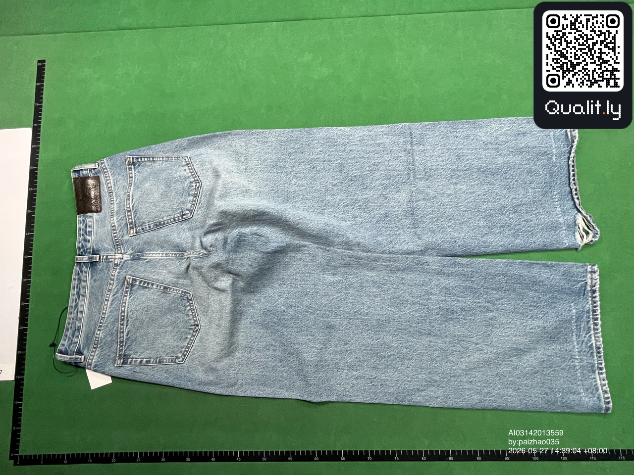 Jeans — QC-foto 3 van 34
