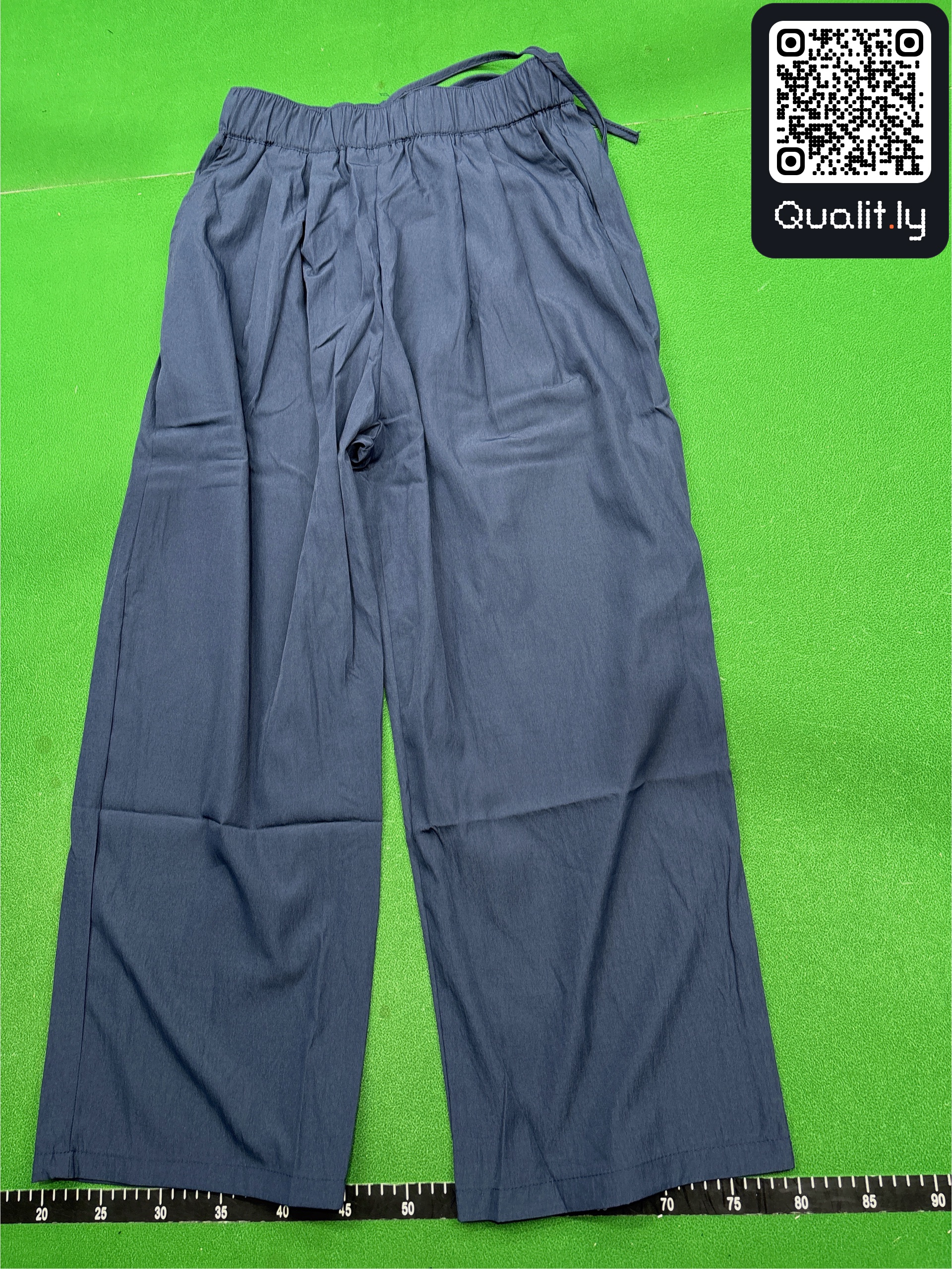 Pants QC photo 2 of 4